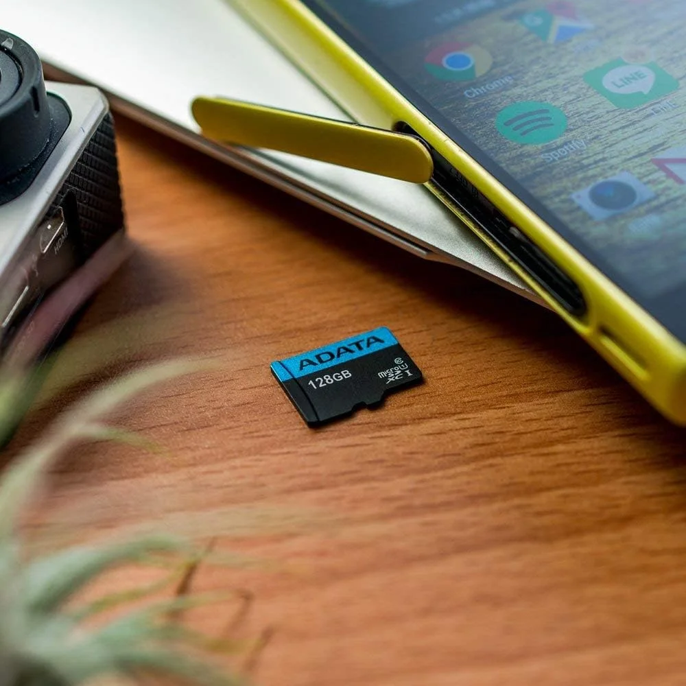 کارت حافظه میکرو اس دی ای دیتا 32 گیگابایت به همراه آداپتور SD کلاس 10