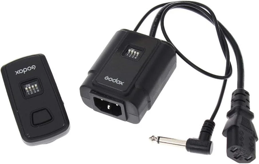 فلاش استودیویی گودکس مدل DM 16