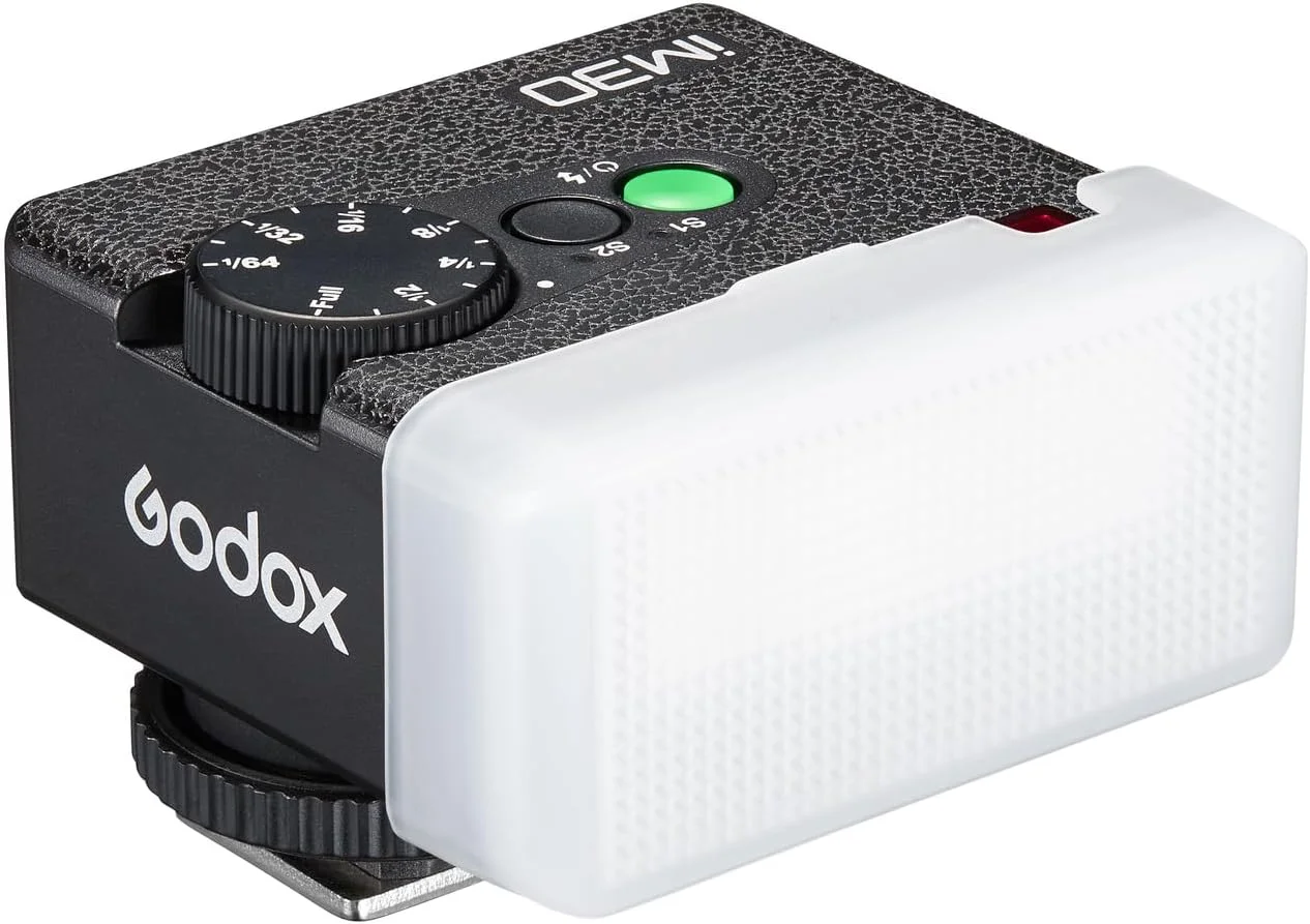 دیفیوزر فلاش Godox IM30DF IM30 برای Godox IM30 مناسب عکاسی عروسی، استودیویی، داخلی و خارجی دیفیوزر فلاش Godox IM30DF IM30 برای Godox IM30 مناسب عکاسی عروسی، استودیویی، داخلی و خارجی