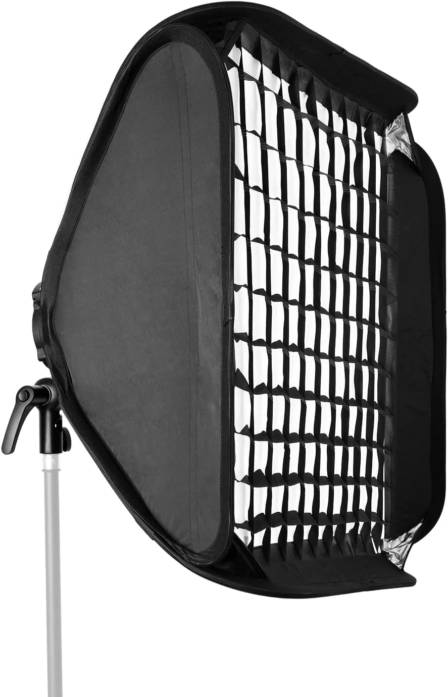 گادکس سافت باکس نواری 24x24 اینچ به همراه براکت S2 اسپیدلایت با مانت بوئنز برای فلاش های سری Godox V1، AD200Pro، AD400Pro، V860II، TT350 گادکس سافت باکس نواری 24x24 اینچ به همراه براکت S2 اسپیدلایت با مانت بوئنز برای فلاش های سری Godox V1، AD200Pro، AD400Pro، V860II، TT350