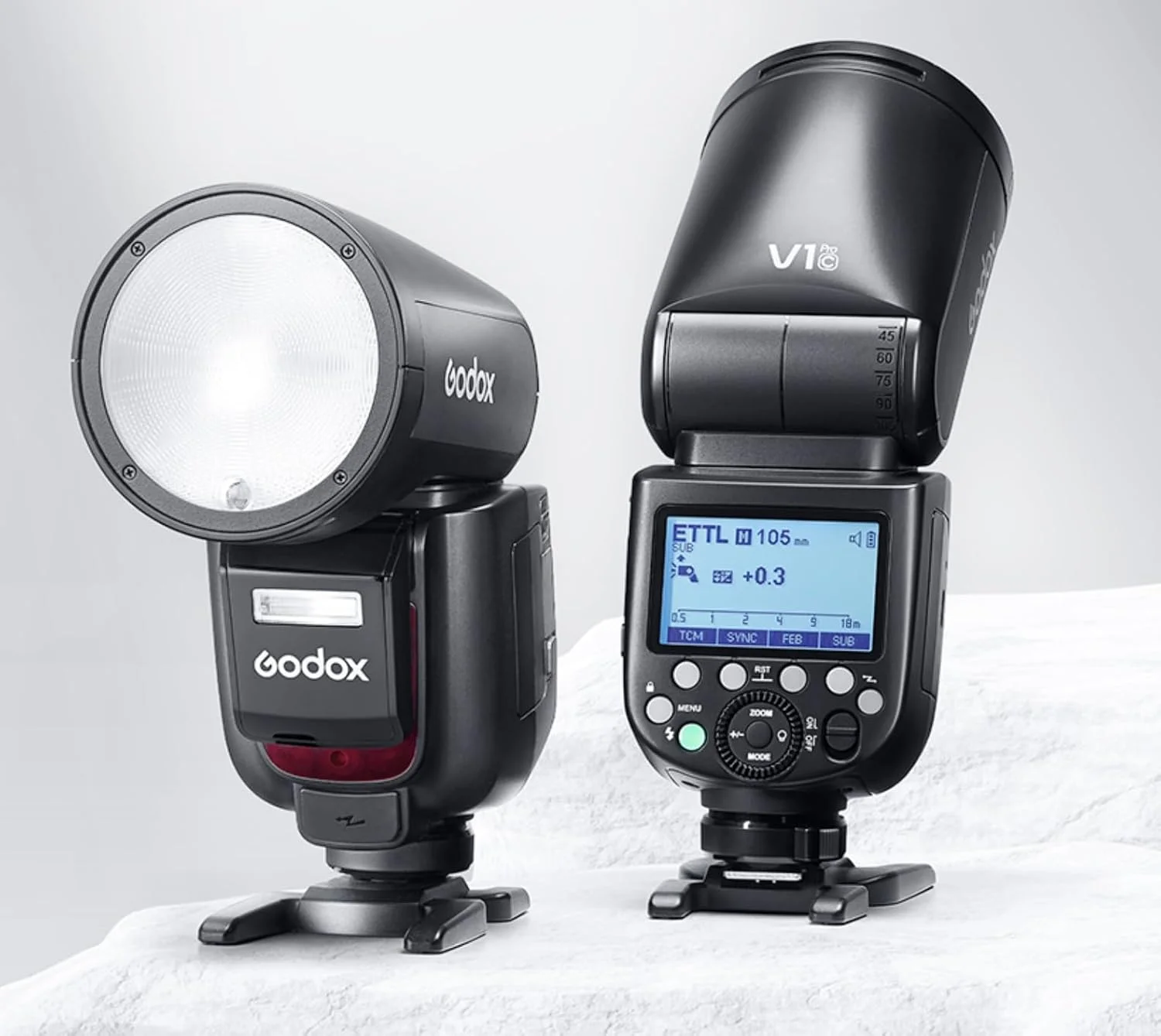 فلاش دوربین گرد Godox V1Pro-N TTL Li-ion، توان 76 وات، 100 شات پیوسته با قدرت کامل، بی سیم 2.4G (برد 100 متر)، همگام سازی با سرعت بالا (1/8000 ثانیه)، سازگار با دوربین های نیکون