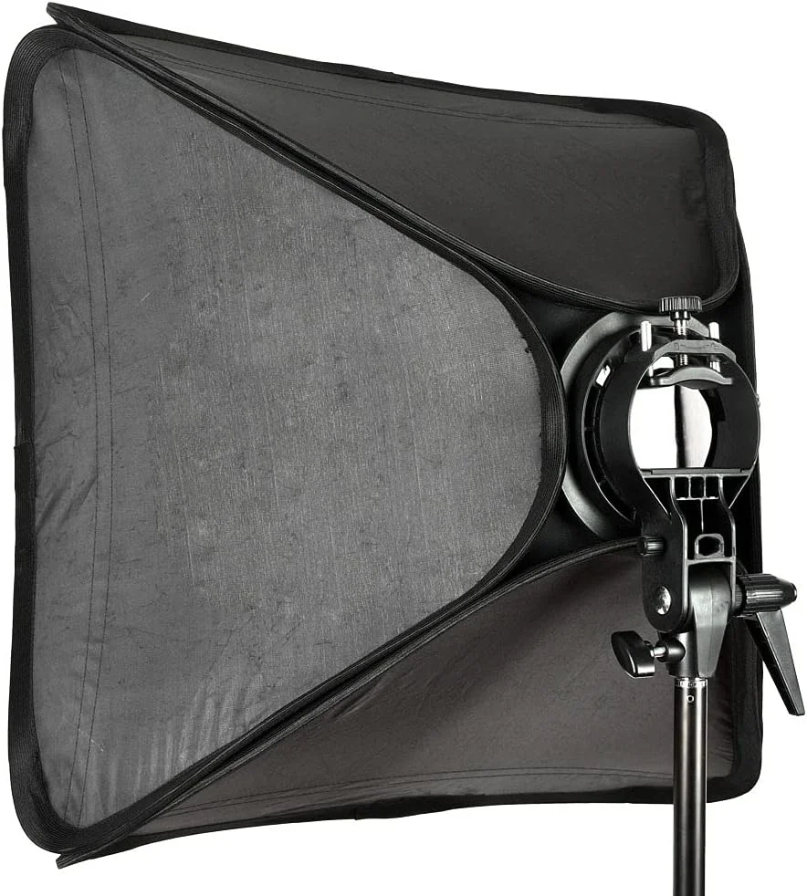 سافت باکس پرتابل گودکس 50cm x 50cm به همراه براکت Bowens و پارچه میکروفایبر