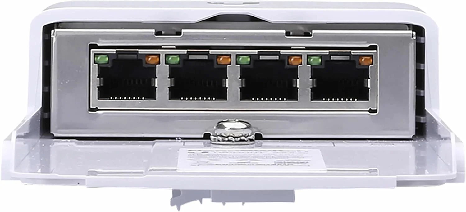 سوییچ پاس-ترو PoE چهار پورت بیرونی یوبیکیوتی نتورکس مدل NanoSwitch (N-SW) سوییچ پاس-ترو PoE چهار پورت بیرونی یوبیکیوتی نتورکس مدل NanoSwitch (N-SW)