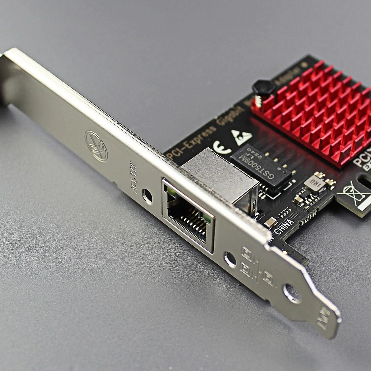 کارت شبکه دسکتاپ GLOTRENDS LE8111H PCIe، پورت اترنت گیگابیتی RJ45 LAN با سرعت 1000/100/10 مگابیت بر ثانیه، رابط PCIE X1، براکت استاندارد و کوتاه کارت شبکه دسکتاپ GLOTRENDS LE8111H PCIe، پورت اترنت گیگابیتی RJ45 LAN با سرعت 1000/100/10 مگابیت بر ثانیه، رابط PCIE X1، براکت استاندارد و کوتاه