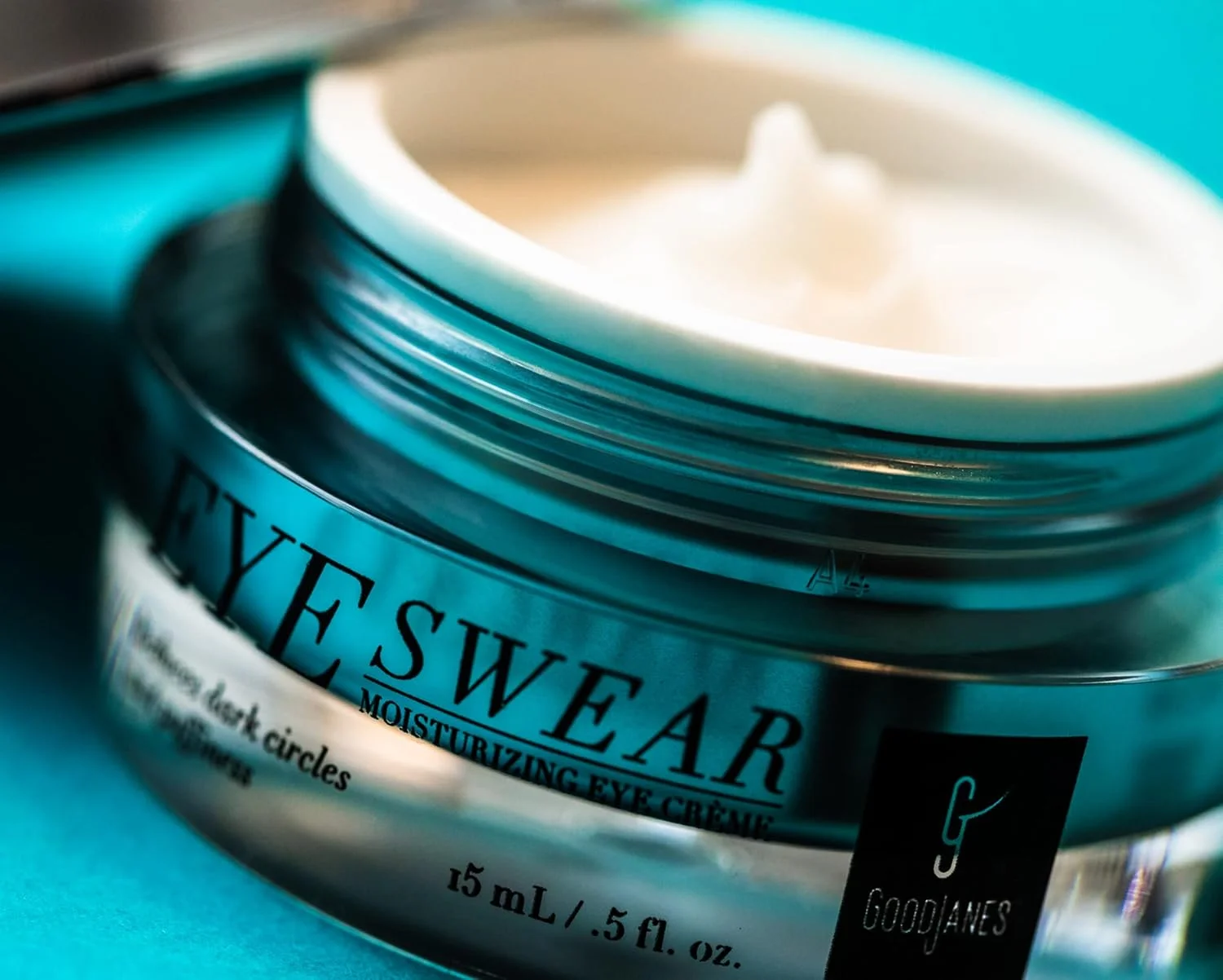 کرم دور چشم گودجینز - کرم دور چشم برای سیاهی، پف و خطوط ریز | کرم دور چشم سلول های بنیادی، مرطوب کننده و ضد پیری - حاوی سلول های بنیادی، آلوئه ورا و ویتامین C (147 میلی لیتر)