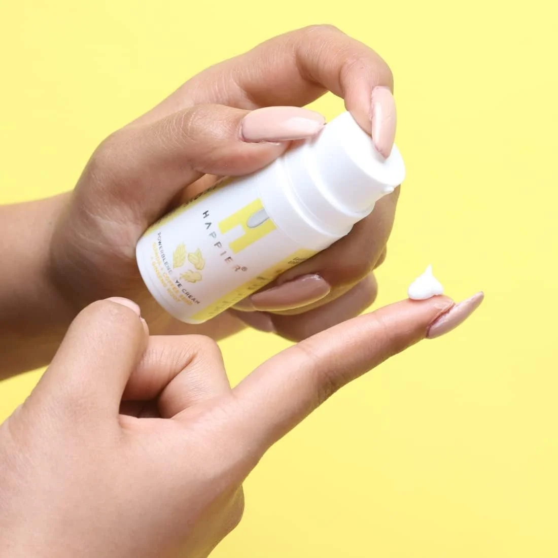 کرم دور چشم پاور بلند HAPPIER | کاهش خطوط ریز و پف دور چشم | جلوگیری از علائم پیری، روشن کننده حلقه های تیره | غنی شده با ویتامین C و سایر مواد طبیعی | مناسب برای انواع پوست