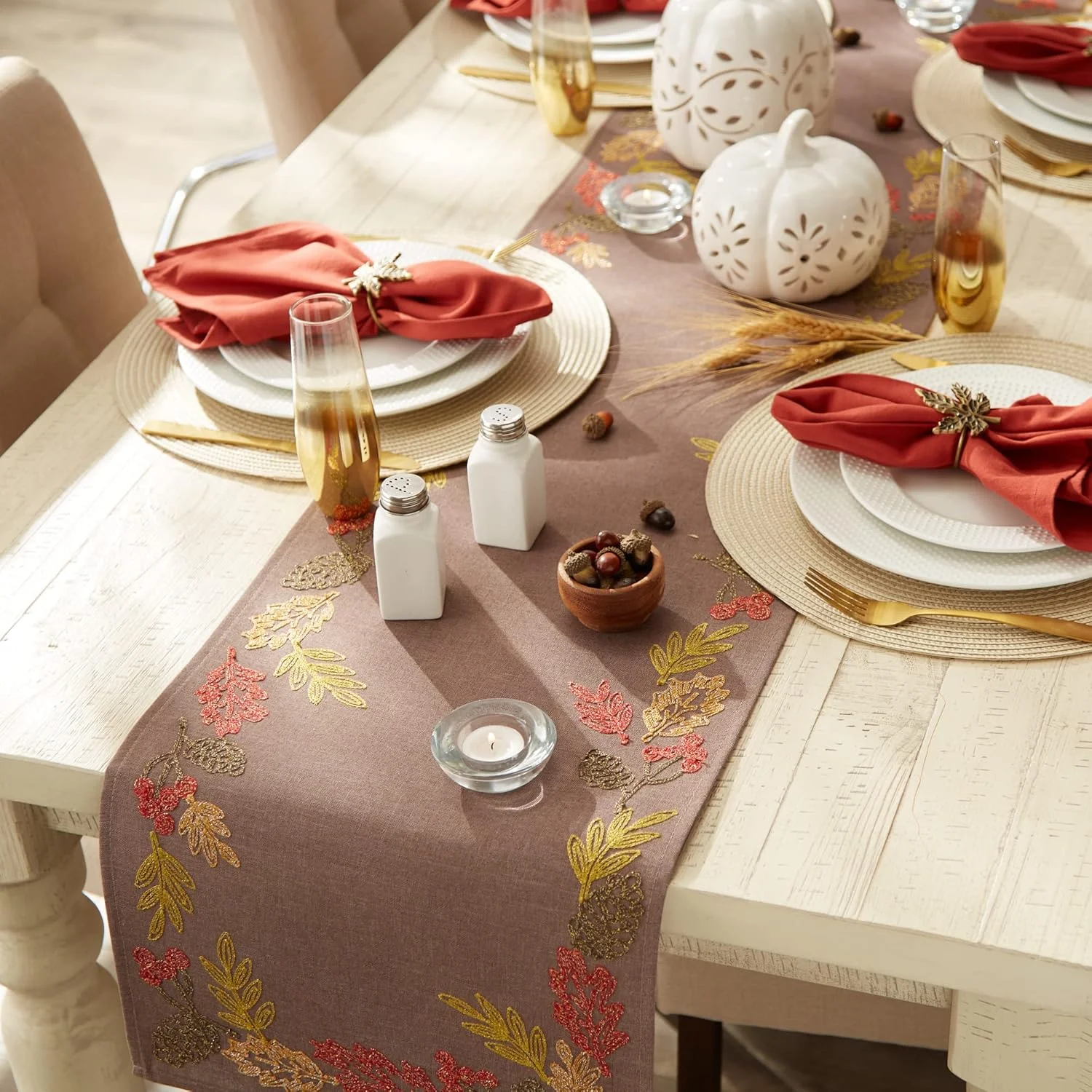 رانر رومیزی گلدوزی شده DII مناسب دکور پاییزی میز غذاخوری، طرح برگ های درخشان، 35x178 سانتی متر رانر رومیزی گلدوزی شده DII مناسب دکور پاییزی میز غذاخوری، طرح برگ های درخشان، 35x178 سانتی متر