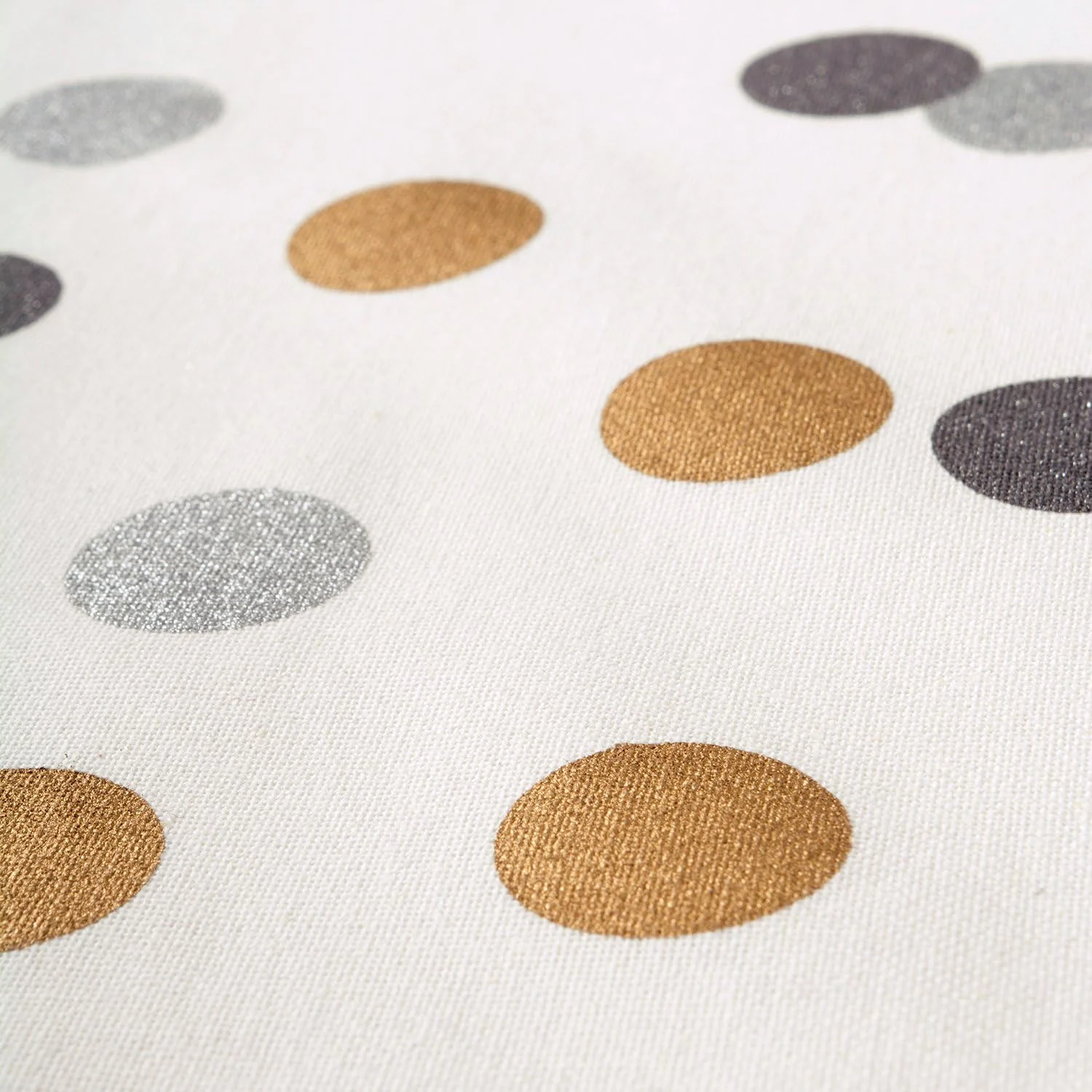 رانر رومیزی پارچه ای فلزی طرح تعطیلات DII، دکور آشپزخانه، رانر رومیزی کریسمس، 35x274 سانتی متر، خال های پولکای نقره ای و طلایی رانر رومیزی پارچه ای فلزی طرح تعطیلات DII، دکور آشپزخانه، رانر رومیزی کریسمس، 35x274 سانتی متر، خال های پولکای نقره ای و طلایی