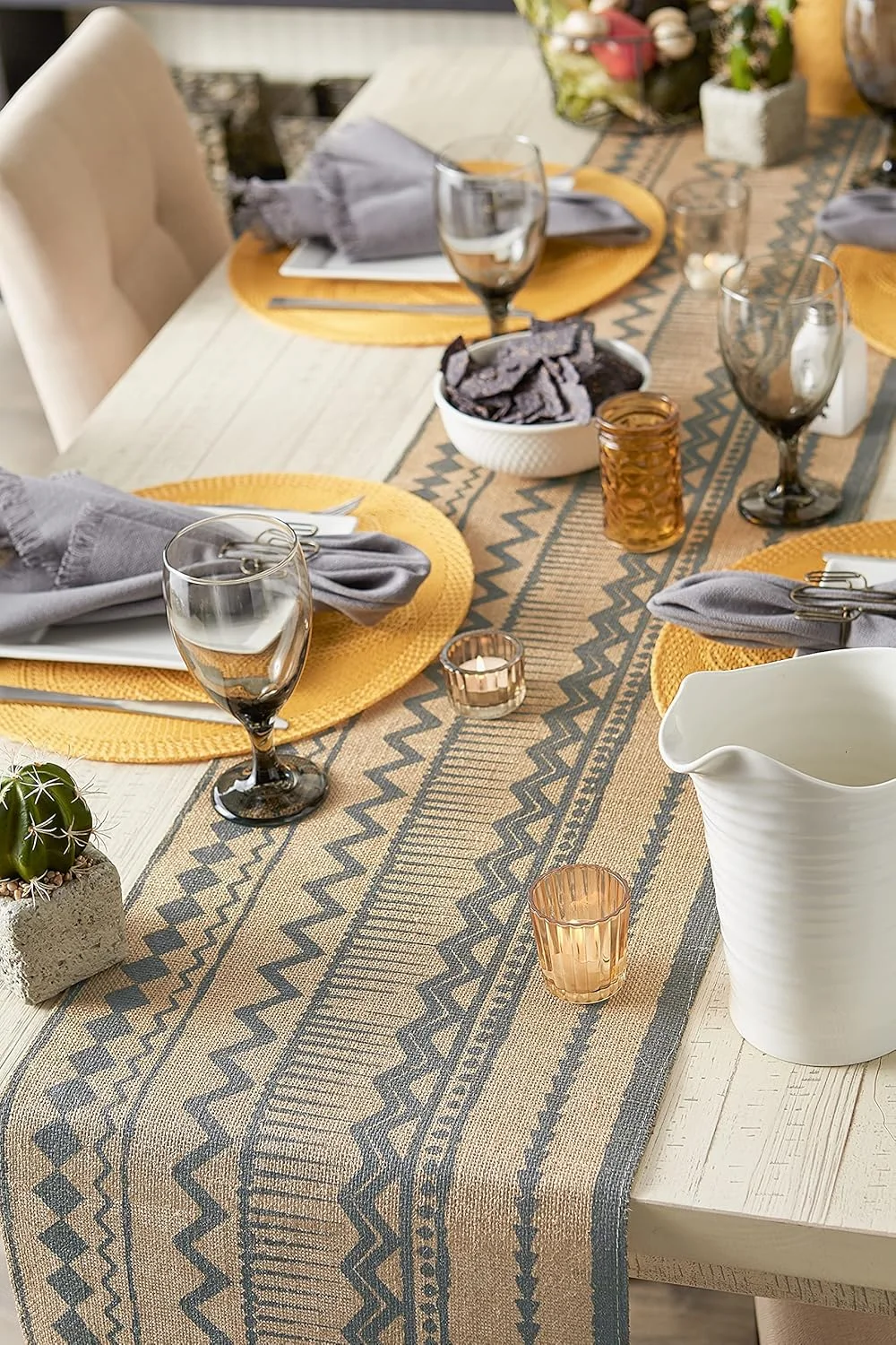 رانر رومیزی بافتنی DII، جوت طبیعی، 35x183 سانتی متر، طرح آزتک مینرال رانر رومیزی بافتنی DII، جوت طبیعی، 35x183 سانتی متر، طرح آزتک مینرال