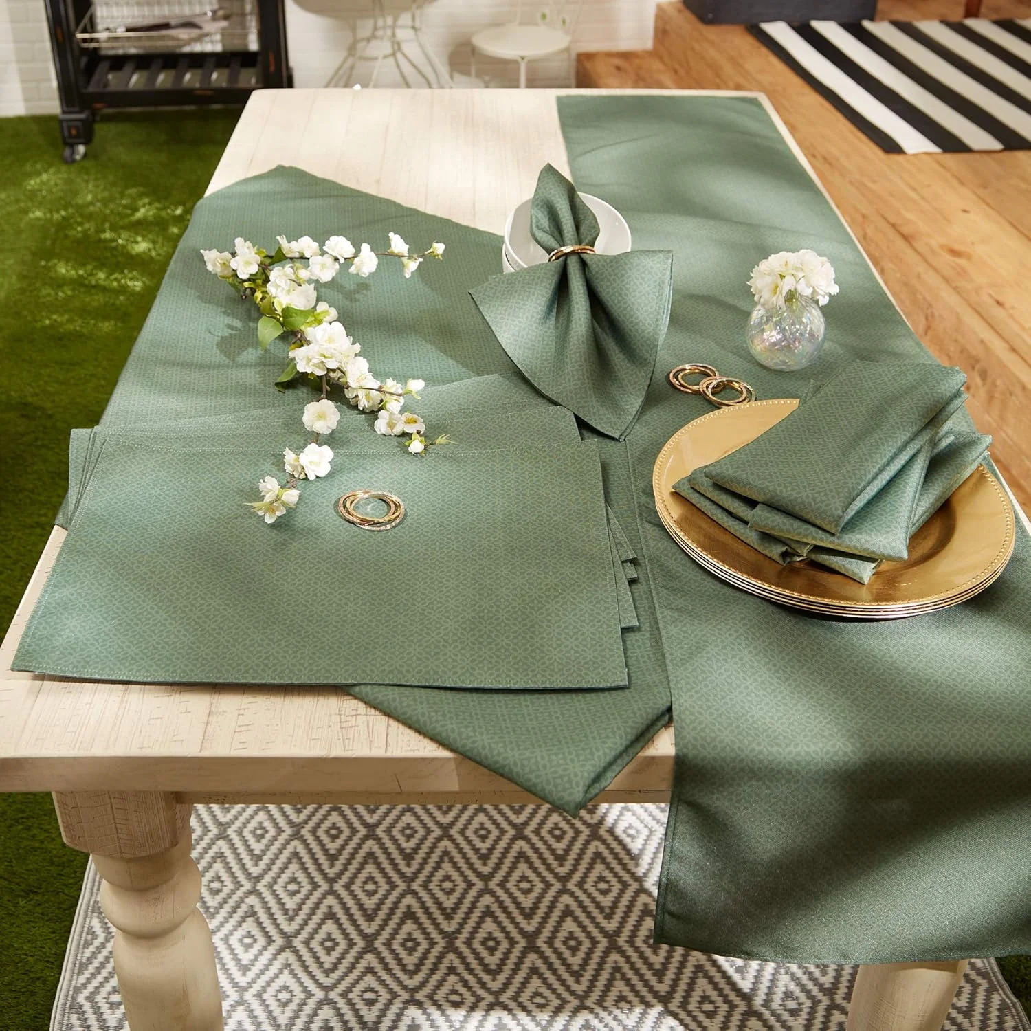 رومیزی طرح توری DII مناسب فضای باز، 60x84، کنگر فرنگی رومیزی طرح توری DII مناسب فضای باز، 60x84، کنگر فرنگی