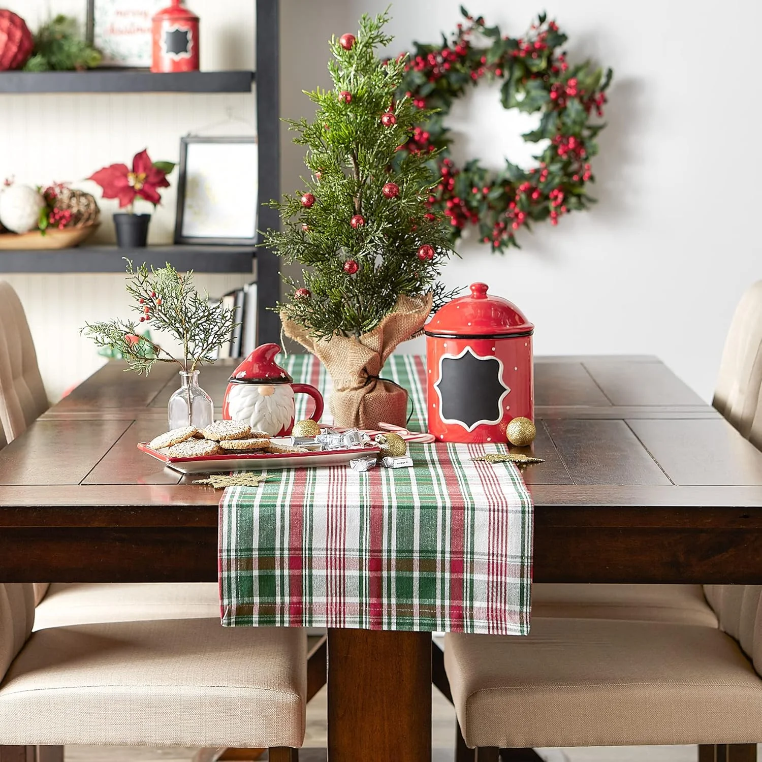 رانر رومیزی طرح چهارخانه DII Yuletide، ۱۴x۷۲ رانر رومیزی طرح چهارخانه DII Yuletide، ۱۴x۷۲