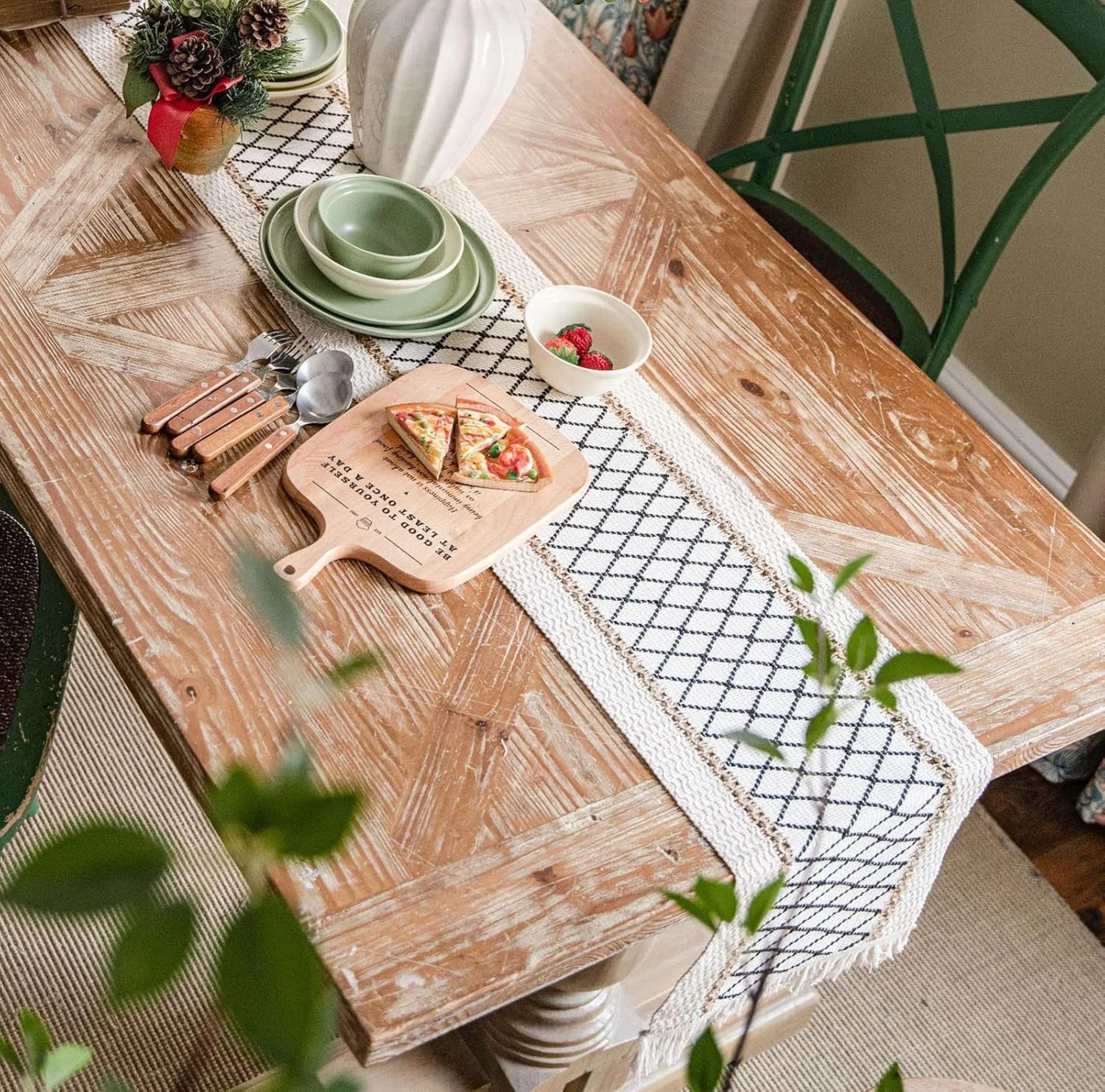 رانر میز KASTWAVE، رانر میز بوهو، ایده آل برای دکوراسیون بوهمی، رانر میز بافت دستی به رنگ سفید شیری برای اتاق ناهارخوری، میز قهوه یا تزئینات منزل (180x30 سانتی متر) رانر میز KASTWAVE، رانر میز بوهو، ایده آل برای دکوراسیون بوهمی، رانر میز بافت دستی به رنگ سفید شیری برای اتاق ناهارخوری، میز قهوه یا تزئینات منزل (180x30 سانتی متر)