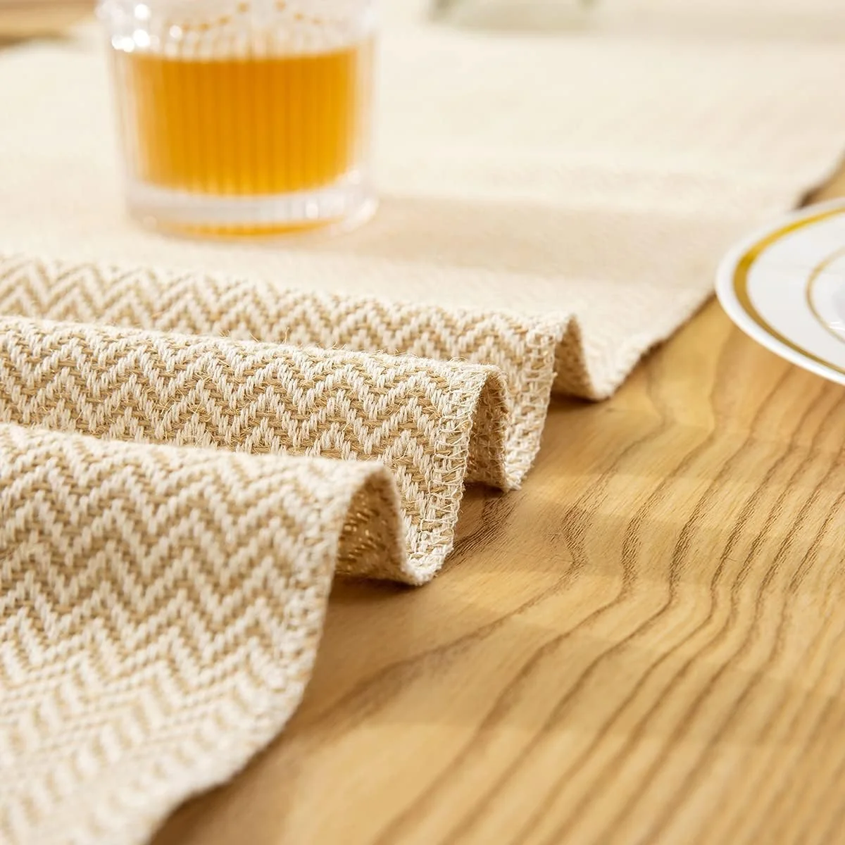 رانر رومیزی، رانر رومیزی روستایی کتان با منگوله دست ساز، دکور میز ۱۳ × ۷۲ اینچ برای مهمانی و تزئینات اتاق غذاخوری