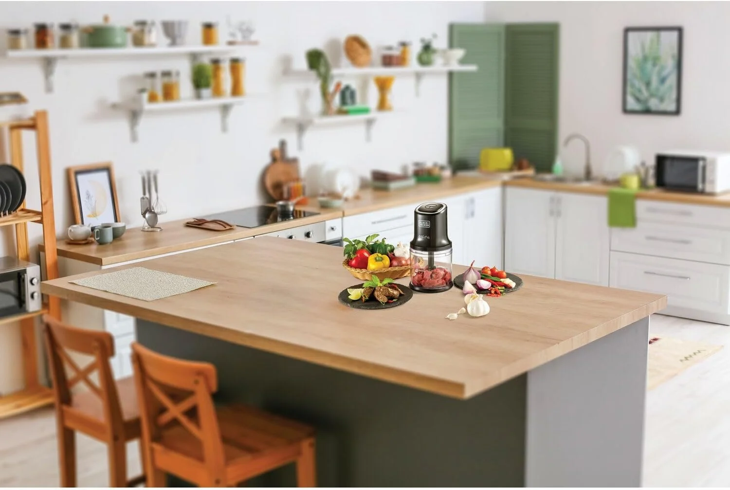 خردکن عمودی بلک اند دکر، 500 وات، 4 تیغه بادوام از جنس استیل ضد زنگ، کاسه با ظرفیت 500 میلی لیتر، طراحی شیک با روکش کروم، موتور قدرتمند برای خرد کردن، پوره کردن و ریز کردن، استفاده آسان، مشکی - FC500-B5 خردکن عمودی بلک اند دکر، 500 وات، 4 تیغه بادوام از جنس استیل ضد زنگ، کاسه با ظرفیت 500 میلی لیتر، طراحی شیک با روکش کروم، موتور قدرتمند برای خرد کردن، پوره کردن و ریز کردن، استفاده آسان، مشکی - FC500-B5