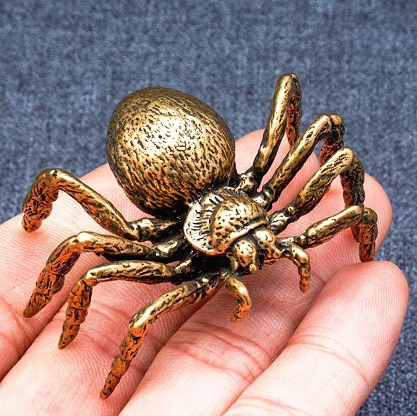 مجسمه برنزی عنکبوت باستانی چینی برای خوش شانسی، دکوری مینیاتوری برای خانه و کلکسیون مجسمه برنزی عنکبوت باستانی چینی برای خوش شانسی، دکوری مینیاتوری برای خانه و کلکسیون