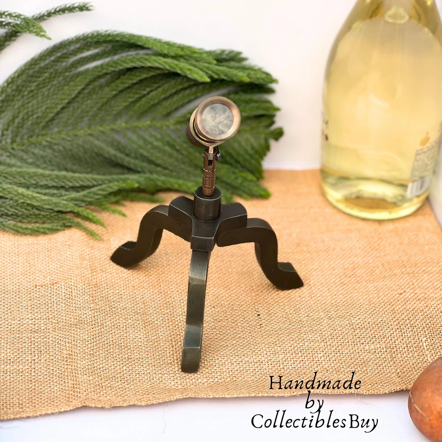 تلسکوپ برنجی عتیقه دست ساز دریایی، دکوری رومیزی به سبک دریانوردی، دزدان دریایی، با پایه، 7.5 اینچ، مناسب دکوراسیون منزل، دفتر کار و کلکسیون تلسکوپ برنجی عتیقه دست ساز دریایی، دکوری رومیزی به سبک دریانوردی، دزدان دریایی، با پایه، 7.5 اینچ، مناسب دکوراسیون منزل، دفتر کار و کلکسیون