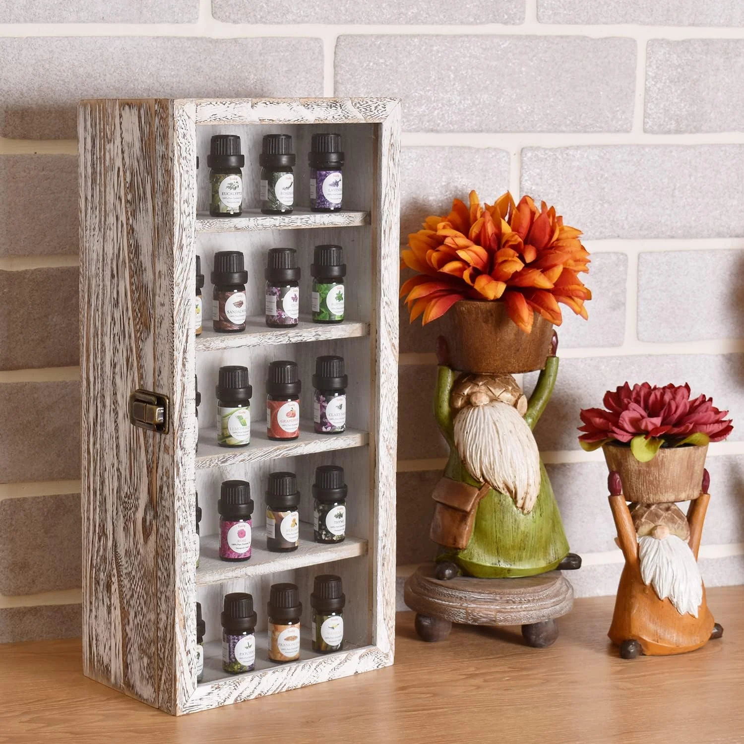 ویترین کلکسیونی چوبی دیواری Ikee Design، دارای 5 طبقه، مناسب برای نمایش و نگهداری لوازم جانبی، با درب شیشه ای حرارت دیده، رنگ سفید عتیقه ویترین کلکسیونی چوبی دیواری Ikee Design، دارای 5 طبقه، مناسب برای نمایش و نگهداری لوازم جانبی، با درب شیشه ای حرارت دیده، رنگ سفید عتیقه