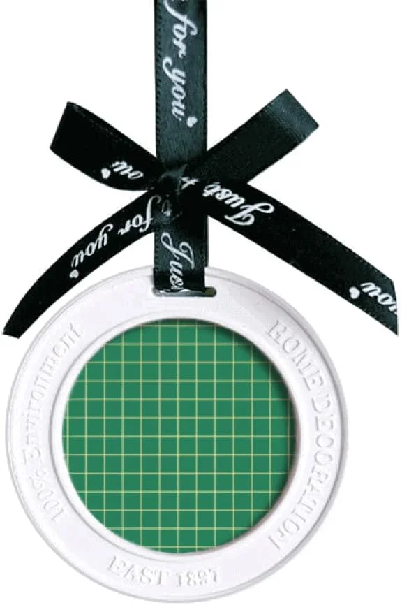 آویز خوشبو کننده هوا با طرح تزئینی شبکه ای سفید سبز