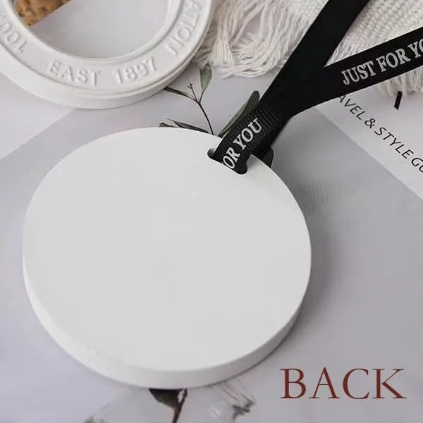 آویز خوشبو کننده هوا با طرح تزئینی شبکه ای سفید سبز آویز خوشبو کننده هوا با طرح تزئینی شبکه ای سفید سبز