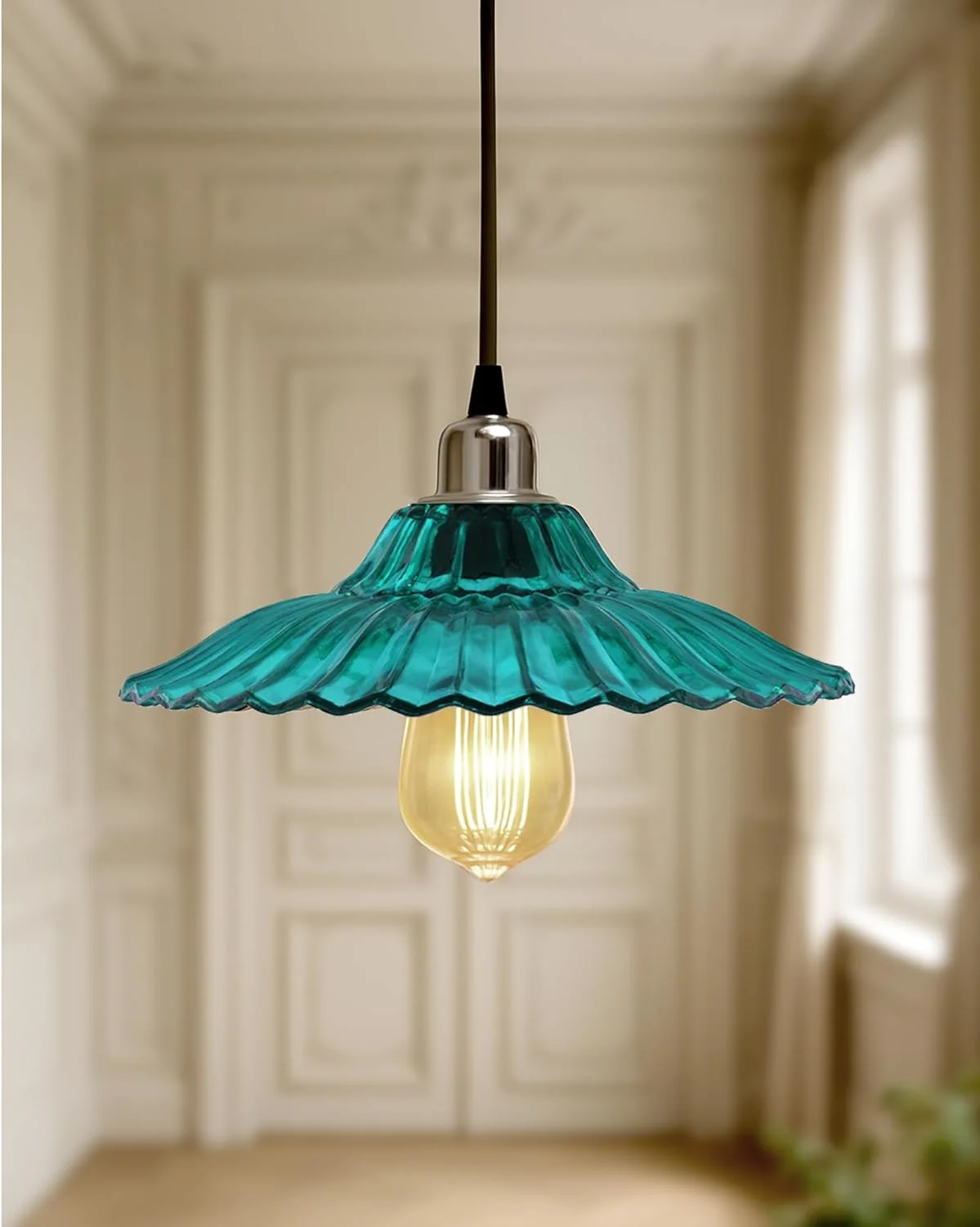 چراغ آویز Homesake با سرپیچ E27 و شید شیشه ای رنگی | لامپ رشته ای LED | چراغ آویز سقفی، لوستر تزئینی عتیقه، جھومار، لوازم دکوری منزل - مشکی