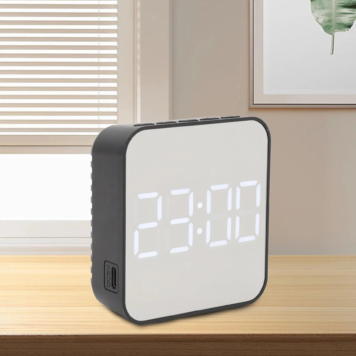 ساعت زنگ دار دیجیتال LED مدل Jectse، دارای 2 تنظیم زنگ هشدار، چند منظوره، ساعت زنگ دار الکترونیکی کوچک با نمایشگر دما و تاریخ، مناسب اتاق خواب (مشکی) ساعت زنگ دار دیجیتال LED مدل Jectse، دارای 2 تنظیم زنگ هشدار، چند منظوره، ساعت زنگ دار الکترونیکی کوچک با نمایشگر دما و تاریخ، مناسب اتاق خواب (مشکی)
