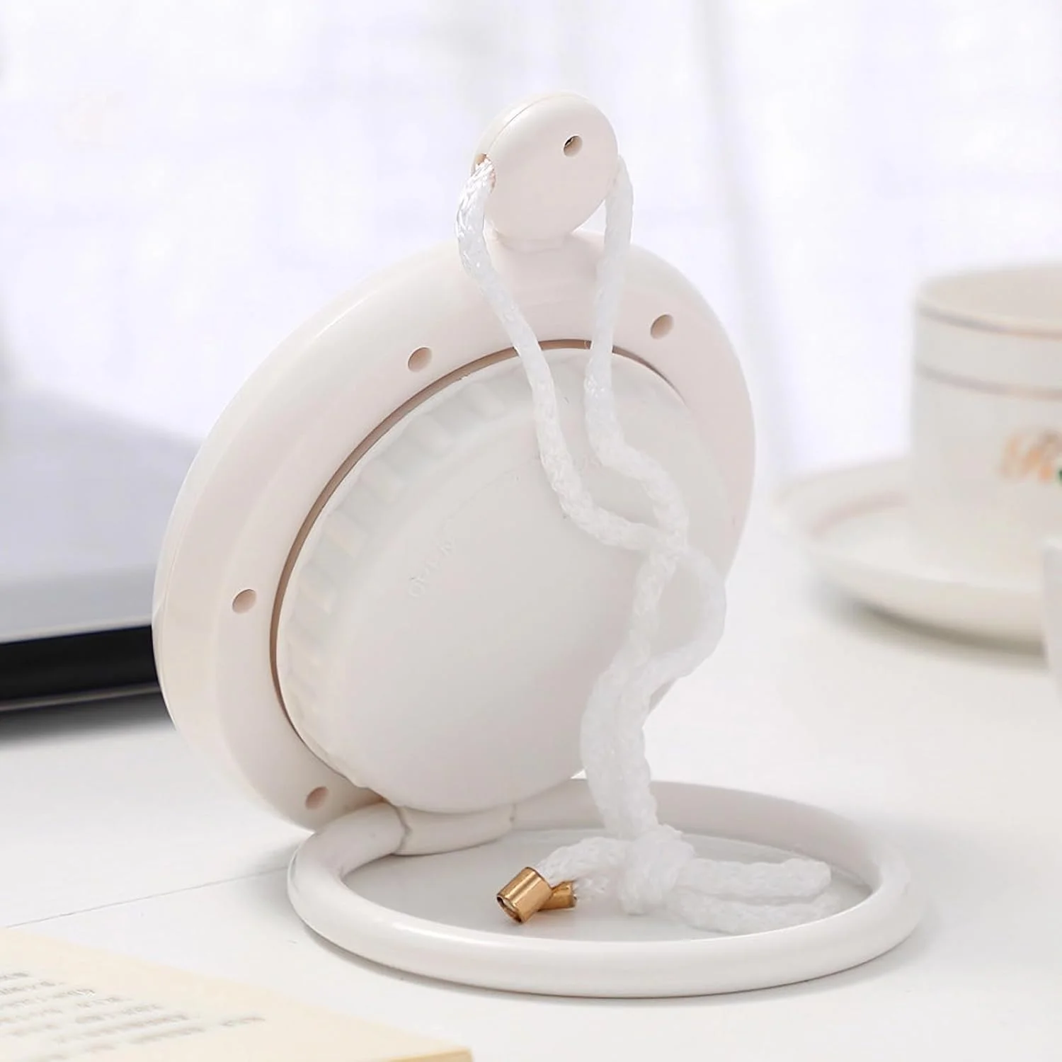 ساعت ضد آب حمام Lancoon، دیجیتال بی صدا با طراحی بند و پایه دایره ای، دو منظوره آویز و رومیزی، مناسب برای حمام، اتاق خواب، آشپزخانه، اتاق نشیمن ساعت ضد آب حمام Lancoon، دیجیتال بی صدا با طراحی بند و پایه دایره ای، دو منظوره آویز و رومیزی، مناسب برای حمام، اتاق خواب، آشپزخانه، اتاق نشیمن