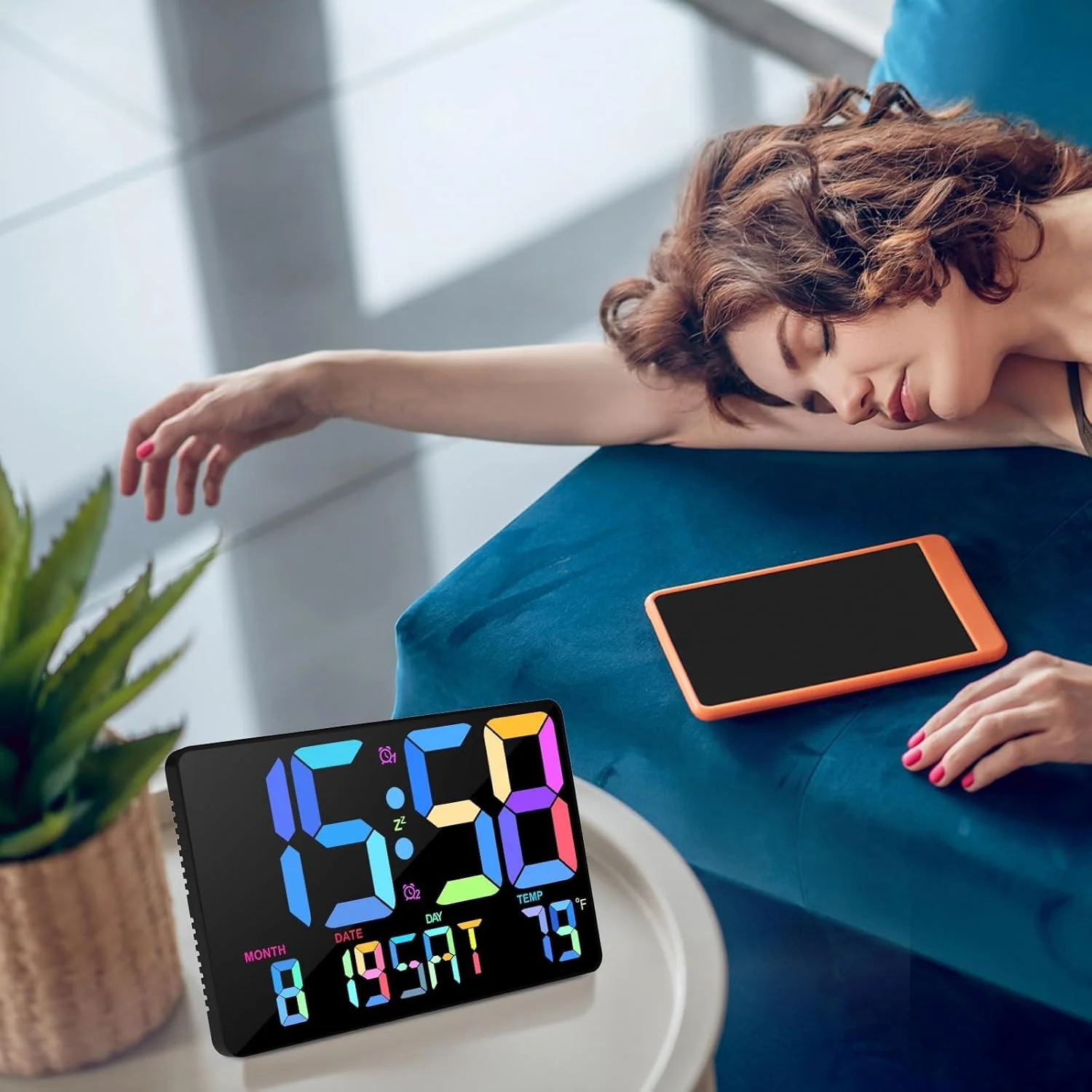 ساعت دیواری دیجیتال SYOSI، ساعت زنگ دار دیجیتال LED با صفحه نمایش بزرگ 10.98 اینچی با دما، نور خودکار، تقویم، کنترل از راه دور، ساعت رومیزی برای اتاق خواب و دکوراسیون اداری