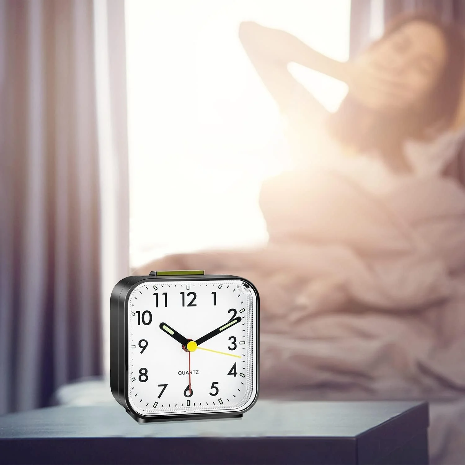 ساعت زنگ دار بی صدا SYOSI، ساعت رومیزی بدون تیک تاک با باتری، ساعت زنگ دار مسافرتی، ساعت پایه اتاق خواب، ساعت رومیزی، صفحه نمایش بزرگ نورانی، عملکرد چرت زدن، نور برای اتاق خواب و دفتر ساعت زنگ دار بی صدا SYOSI، ساعت رومیزی بدون تیک تاک با باتری، ساعت زنگ دار مسافرتی، ساعت پایه اتاق خواب، ساعت رومیزی، صفحه نمایش بزرگ نورانی، عملکرد چرت زدن، نور برای اتاق خواب و دفتر