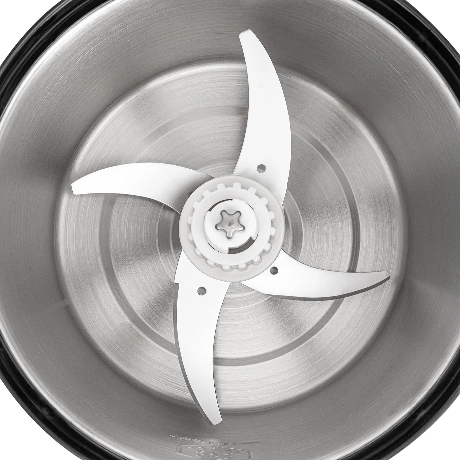 خردکن چندکاره 6 لیتری Geepas مدل GMC42023 | ساخته شده با مواد اولیه ممتاز و ایمن برای مواد غذایی، این محصول برای استفاده روزانه مناسب است خردکن چندکاره 6 لیتری Geepas مدل GMC42023 | ساخته شده با مواد اولیه ممتاز و ایمن برای مواد غذایی، این محصول برای استفاده روزانه مناسب است