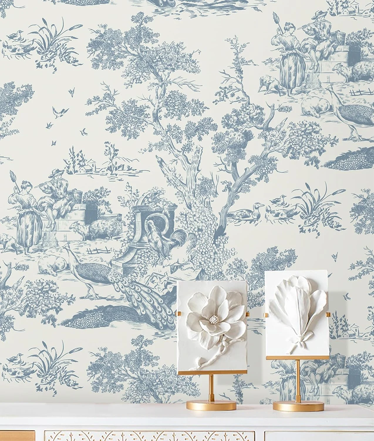 کاغذ دیواری طرح دار سفید و آبی، مناسب اتاق خواب، با قابلیت جدا شدن و چسبندگی آسان، طرح قدیمی، مناسب پوشش دیوارها و دکوراسیون کابینت