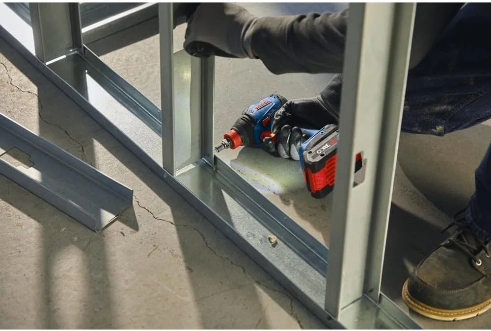 دریل/آچار ضربه ای بوش مدل GDX18V-1860CB15، 18 ولت، دو کاره، با درایو 1/4 اینچ و 1/2 اینچ، به همراه یک عدد باتری CORE18V 4 Ah