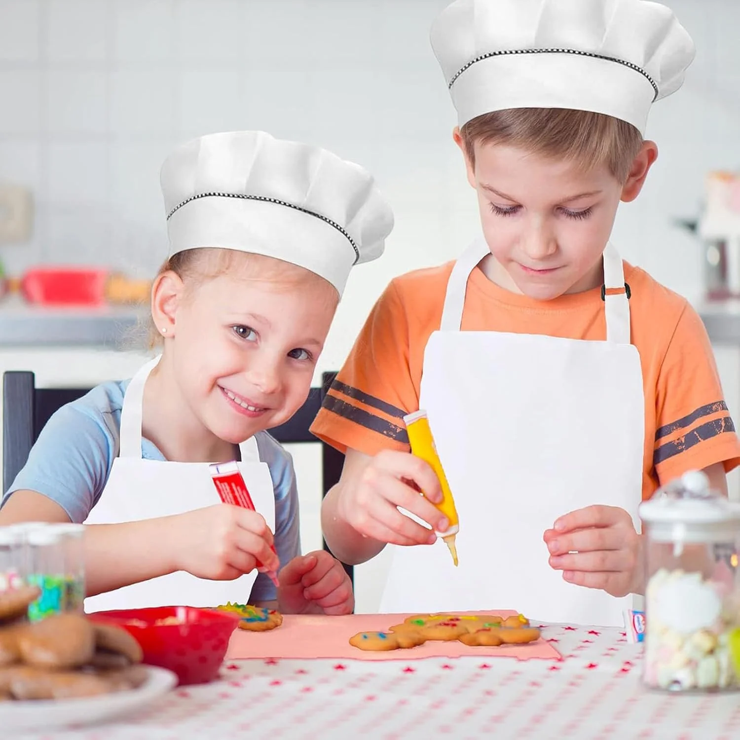 ست پیش بند و کلاه آشپزی کودکانه، پیش بند قابل تنظیم با 2 جیب برای پسران و دختران، پیش بند آشپزخانه و باغبانی برای پخت و پز، نقاشی و کاردستی (7-13 سال) ست پیش بند و کلاه آشپزی کودکانه، پیش بند قابل تنظیم با 2 جیب برای پسران و دختران، پیش بند آشپزخانه و باغبانی برای پخت و پز، نقاشی و کاردستی (7-13 سال)