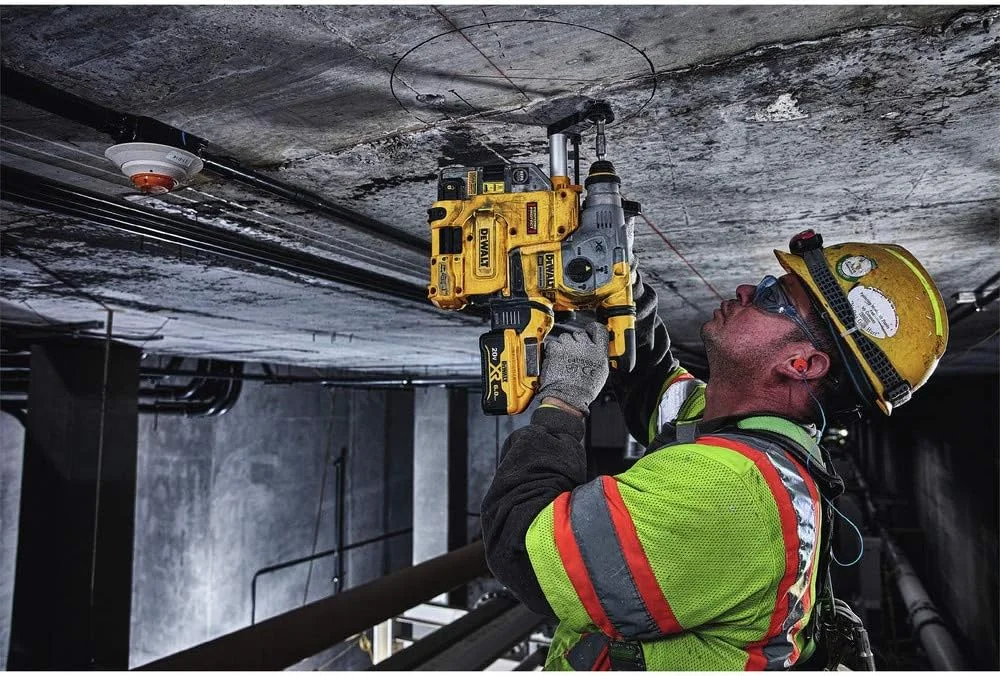 سیستم جمع آوری گرد و غبار چرخشی دیوالت مدل (DWH304DH) برای چکش های تخریب SDS Plus 1-1/8 اینچی سیستم جمع آوری گرد و غبار چرخشی دیوالت مدل (DWH304DH) برای چکش های تخریب SDS Plus 1-1/8 اینچی