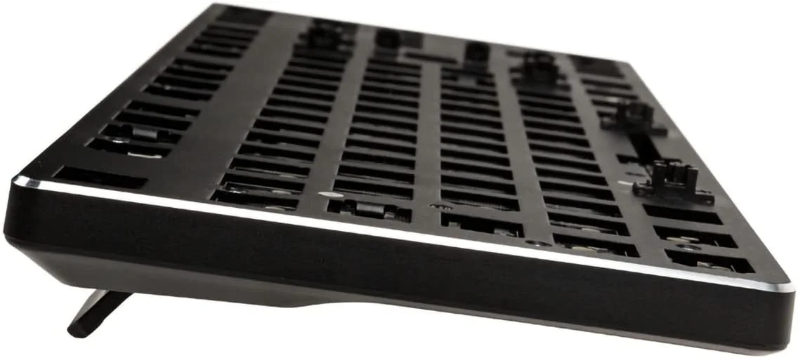 فریم کیبورد مکانیکی گیمینگ گلوریوس GMMK TKL 85% - نورپردازی RGB، قابلیت تعویض سوییچ فریم کیبورد مکانیکی گیمینگ گلوریوس GMMK TKL 85% - نورپردازی RGB، قابلیت تعویض سوییچ