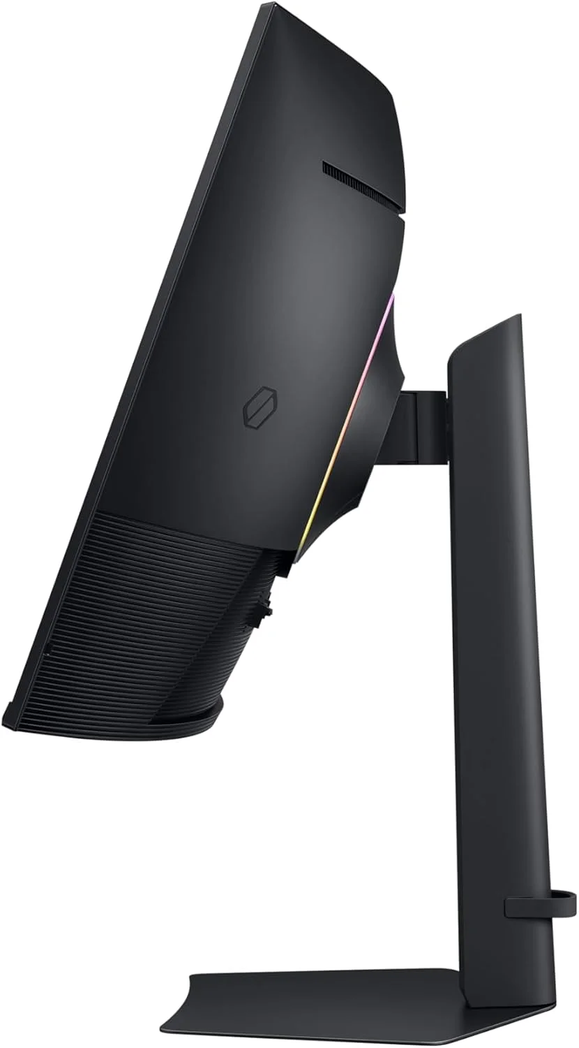 مانیتور گیمینگ فوق عریض سامسونگ 37 اینچ G7 G750F 4K (3,840 x 2,160) 165 هرتز، زمان پاسخگویی 1 میلی ثانیه، تنظیم ارتفاع، LS37FG750EMXUE