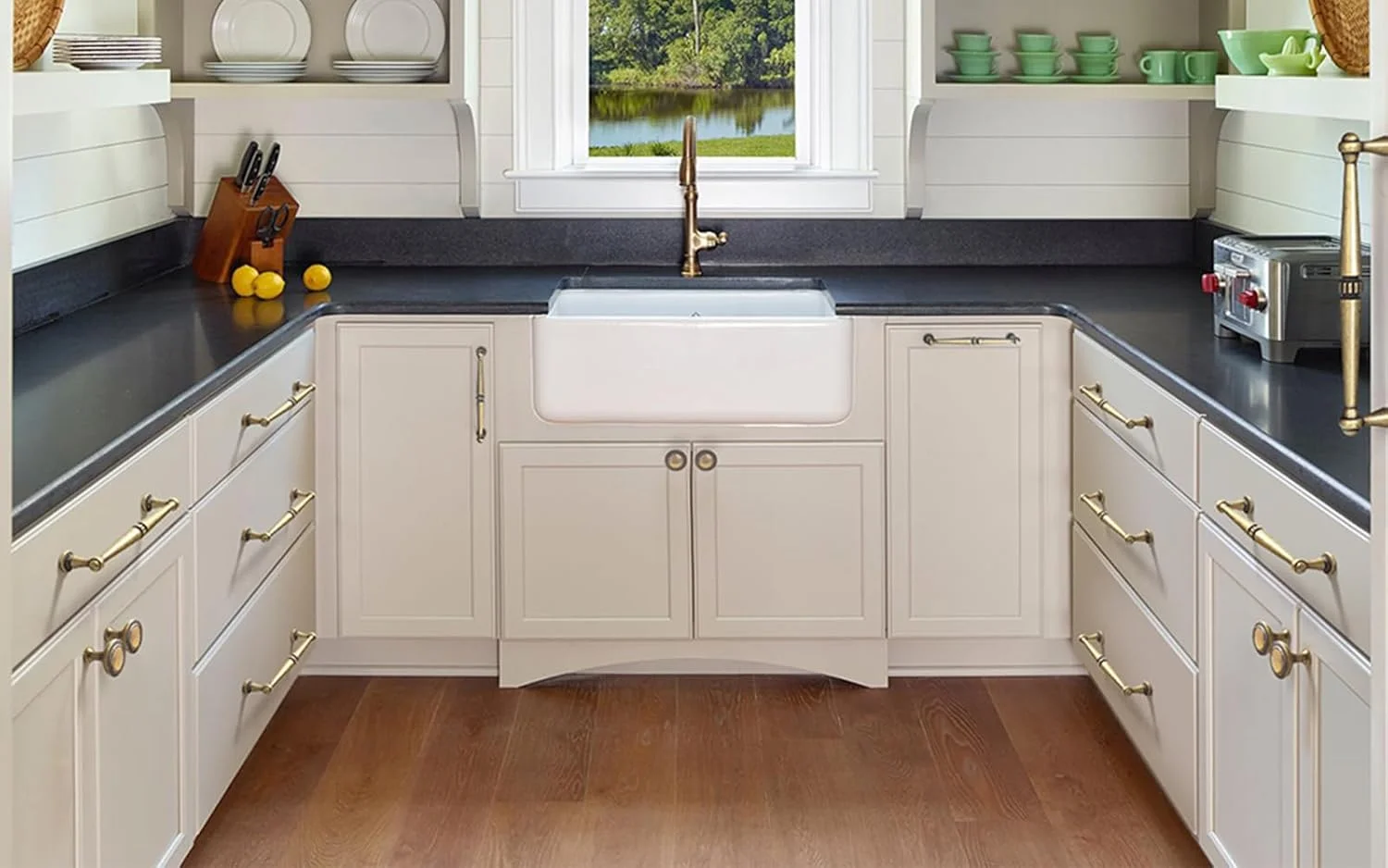 دستگیره کابینت برنجی عتیقه Goo-Ki، بسته 6 عددی، 7.56 اینچ (192 میلی متر) فاصله مرکز تا مرکز، آلیاژ روی جامد، دستگیره میله ای برنزی رترو، سخت افزار آشپزخانه برای کمد، کشو، کمد لباس، مبلمان کابینت، 066GT-192 دستگیره کابینت برنجی عتیقه Goo-Ki، بسته 6 عددی، 7.56 اینچ (192 میلی متر) فاصله مرکز تا مرکز، آلیاژ روی جامد، دستگیره میله ای برنزی رترو، سخت افزار آشپزخانه برای کمد، کشو، کمد لباس، مبلمان کابینت، 066GT-192