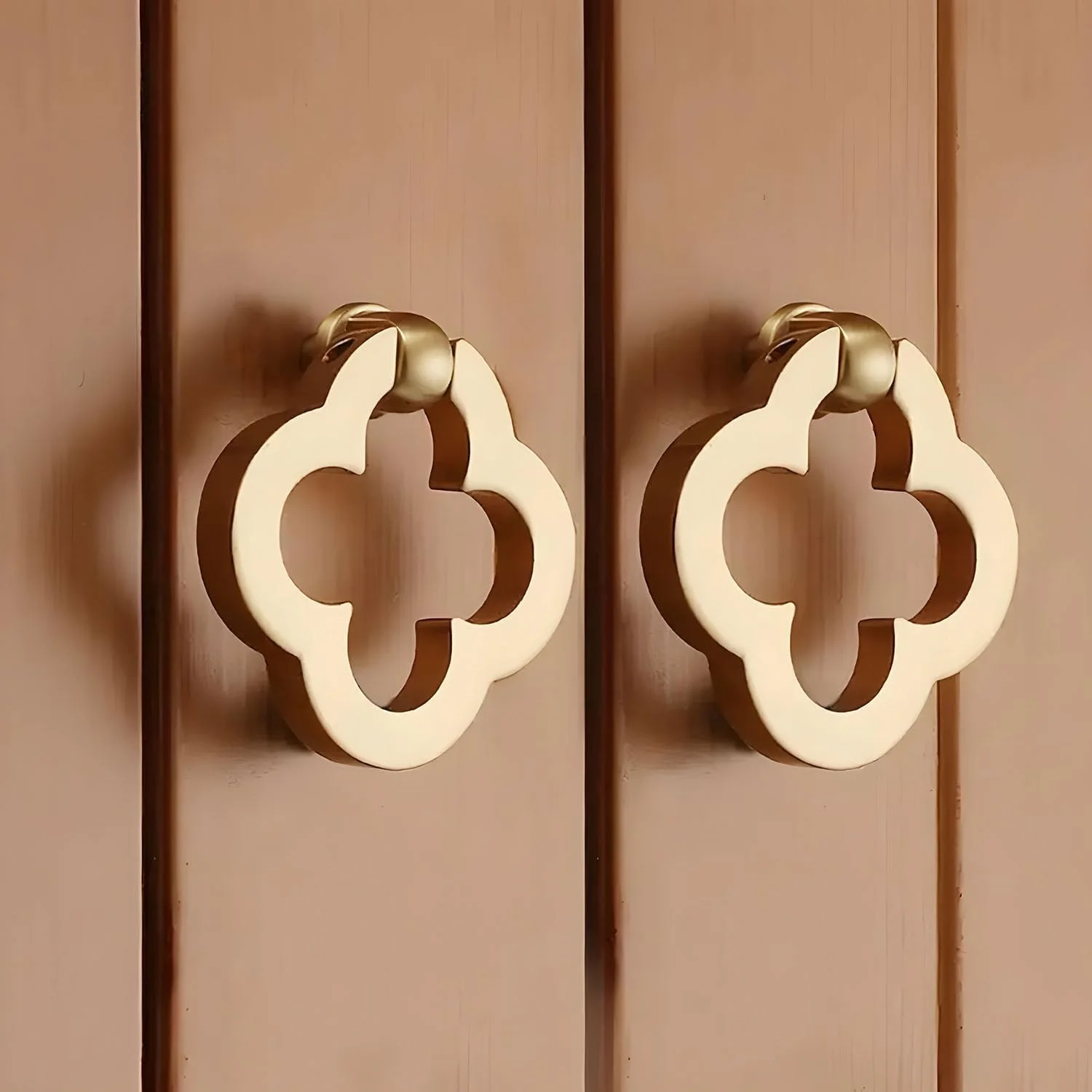 دستگیره های آلیاژی Joyzzz، 6 عدد دستگیره آلیاژی برنزی رنگ طلایی طرح شبدر 4 برگ، دستگیره های کشو کمد آشپزخانه، دستگیره مبلمان کمد لباس، 6 عدد دستگیره برای درها، کشوها، کمدها، کابینت ها دستگیره های آلیاژی Joyzzz، 6 عدد دستگیره آلیاژی برنزی رنگ طلایی طرح شبدر 4 برگ، دستگیره های کشو کمد آشپزخانه، دستگیره مبلمان کمد لباس، 6 عدد دستگیره برای درها، کشوها، کمدها، کابینت ها