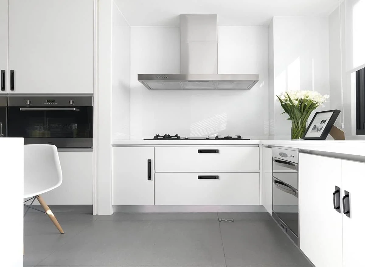 دستگیره کشو، کمد، کابینت و درب مدل Skyscraper چسبی فوری 2 عددی (106 میلی متر، مشکی)