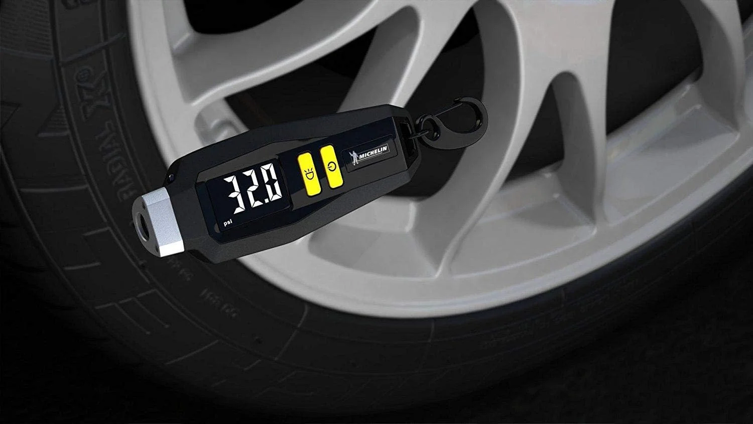 فشارسنج دیجیتال تایر میشلن با جاکلیدی، مانیتور فشار هوای قابل حمل برای خودرو و دوچرخه، جمع و جور، قرائت دقیق، نمایشگر LED، مشکی فشارسنج دیجیتال تایر میشلن با جاکلیدی، مانیتور فشار هوای قابل حمل برای خودرو و دوچرخه، جمع و جور، قرائت دقیق، نمایشگر LED، مشکی