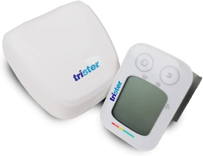 فشارسنج مچی دیجیتال تریستر (TS 315BPW) - برای نظارت آسان و دقیق بر سلامت قلب، شامل: 2 عدد باتری + کیف نگهداری + دفترچه راهنما
