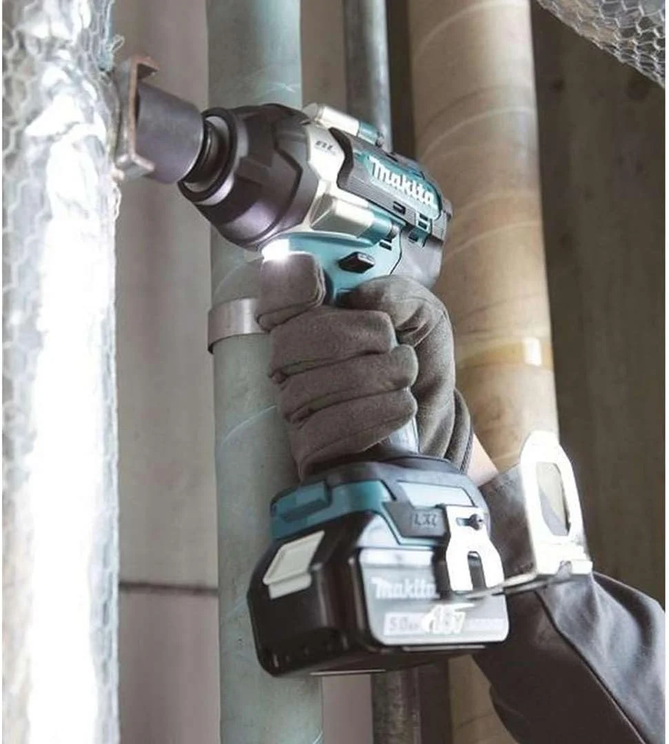 آچار ضربه ای ماکیتا مدل DTW181RTJ آچار ضربه ای ماکیتا مدل DTW181RTJ