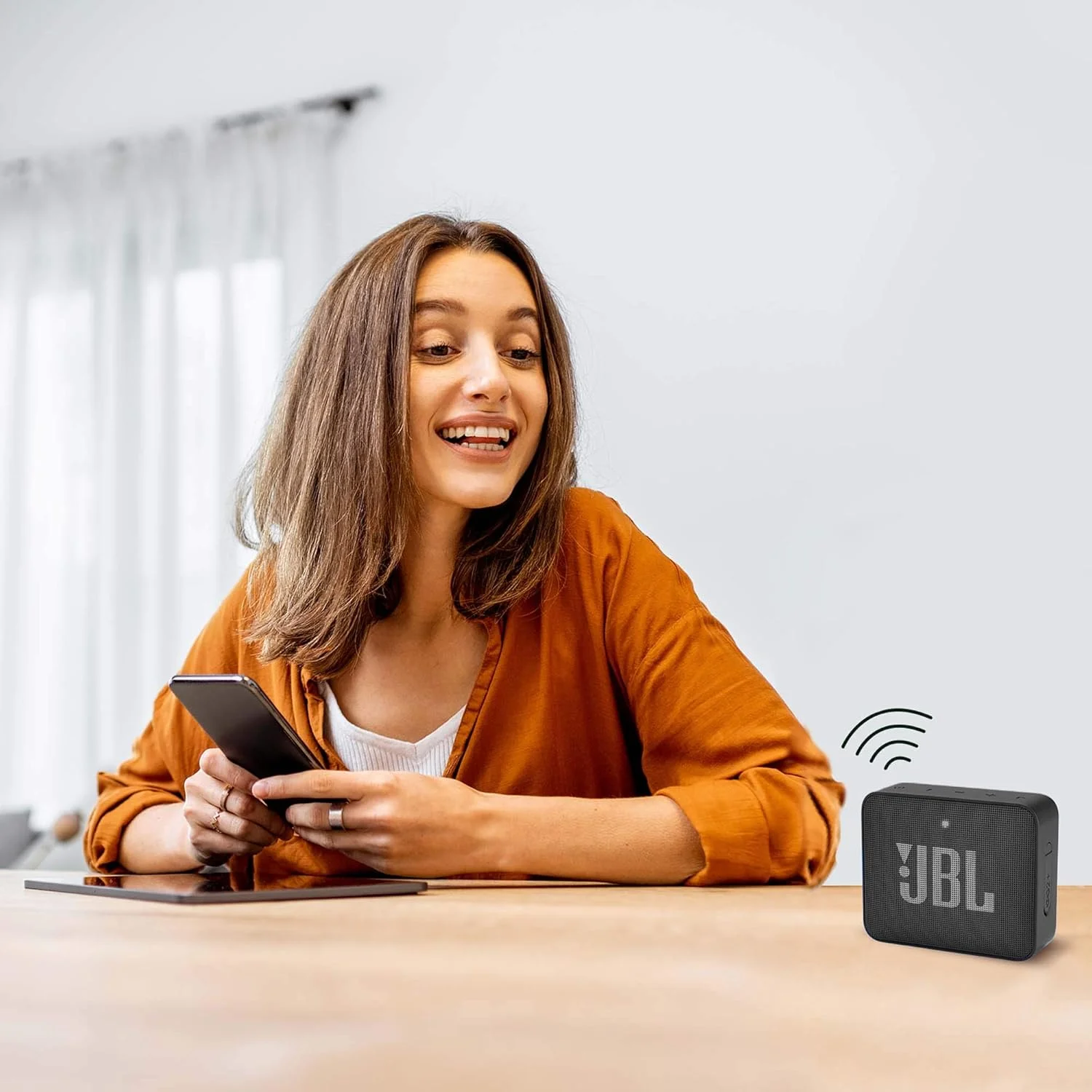 هدفون بلوتوثی قابل حمل JBL Go 2 Plus - مشکی هدفون بلوتوثی قابل حمل JBL Go 2 Plus - مشکی