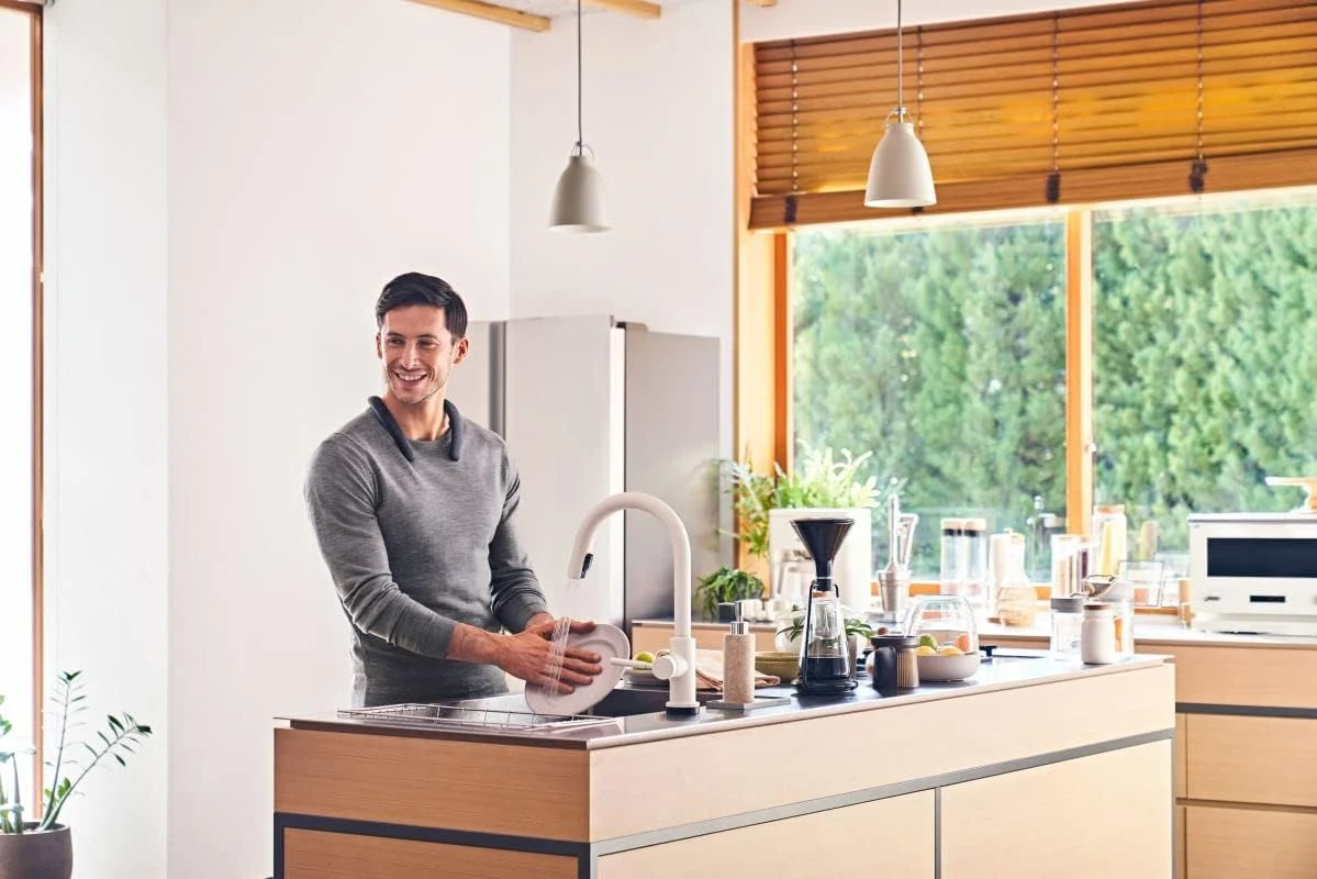 اسپیکر گردنی بلوتوثی سونی SRS-NB10 - سبک و راحت با میکروفون - مشکی اسپیکر گردنی بلوتوثی سونی SRS-NB10 - سبک و راحت با میکروفون - مشکی