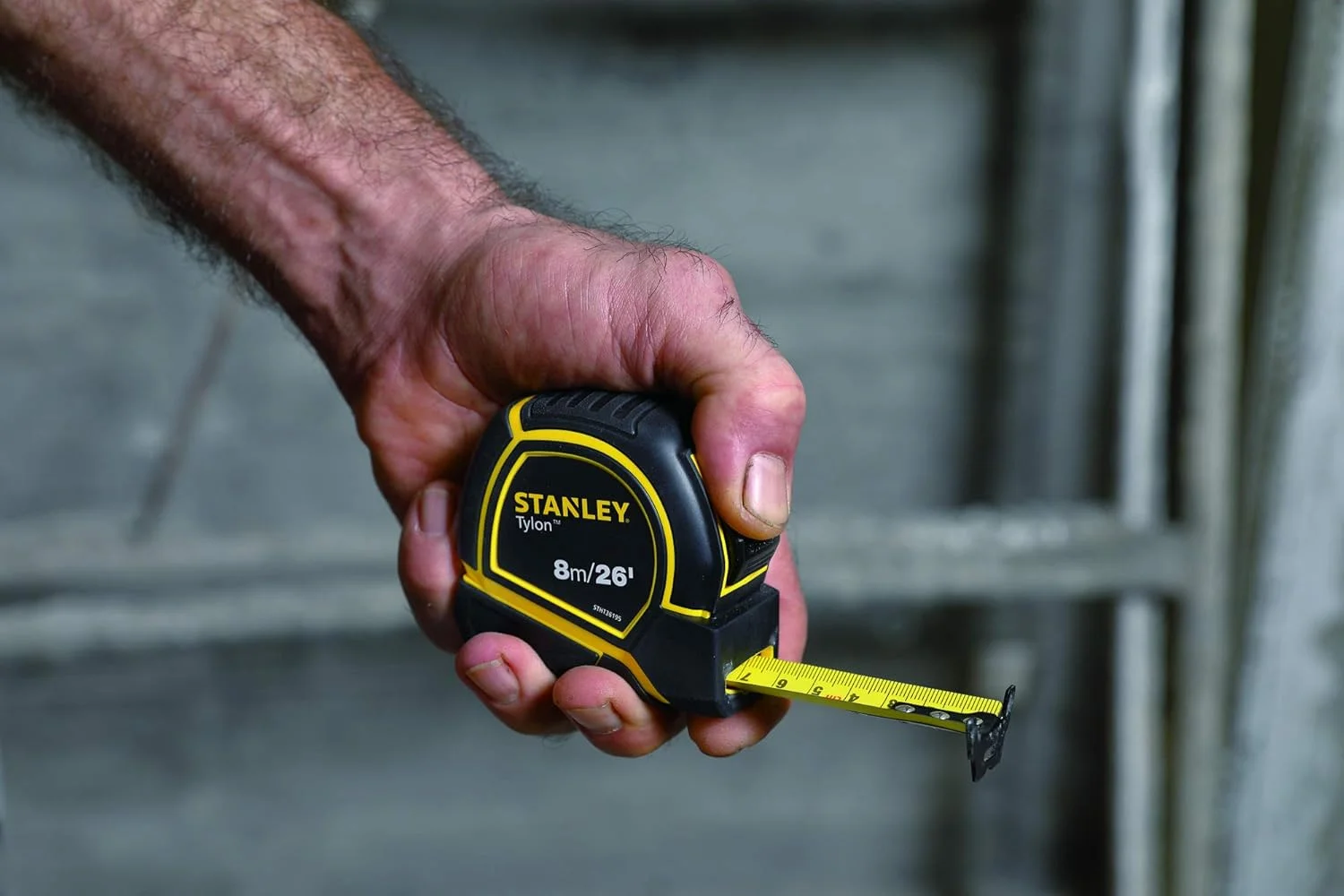 متر نواری کوتاه استنلی تایلون 8 متر / 26 فوت x 25 میلی متر، زرد/مشکی - STHT36195