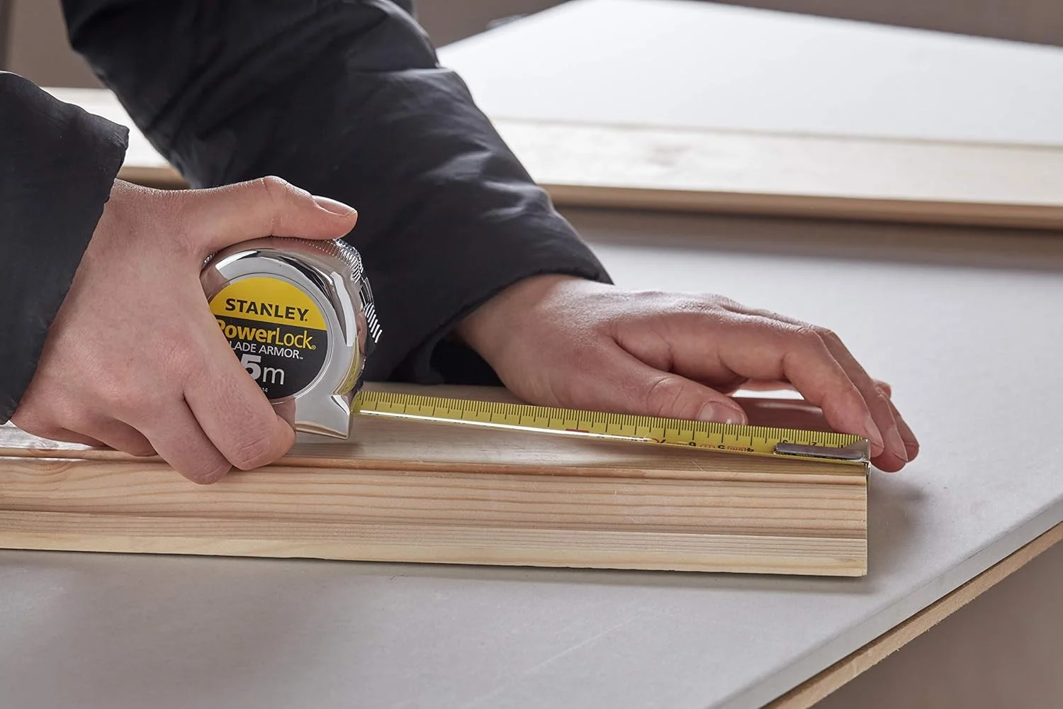 متر نواری میکرو پاورلاک استنلی مدل 0-33-514، زرد/مشکی، 5 متر/25 میلی متر