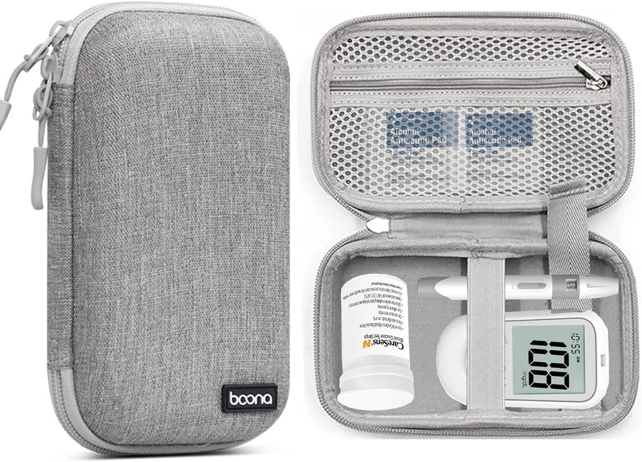 کیف حمل لوازم دیابت، کیف سازمان دهنده برای دستگاه تست قند خون، نوار تست قند خون، سوزن، قلم، پد الکلی، کیف کیت تست دیابت (خاکستری، کوچک) کیف حمل لوازم دیابت، کیف سازمان دهنده برای دستگاه تست قند خون، نوار تست قند خون، سوزن، قلم، پد الکلی، کیف کیت تست دیابت (خاکستری، کوچک)