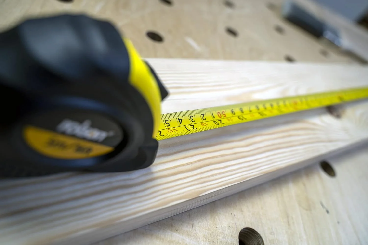 متر نواری 5 متری رولسون مدل 50535، 19 میلی متری، زرد و مشکی متر نواری 5 متری رولسون مدل 50535، 19 میلی متری، زرد و مشکی