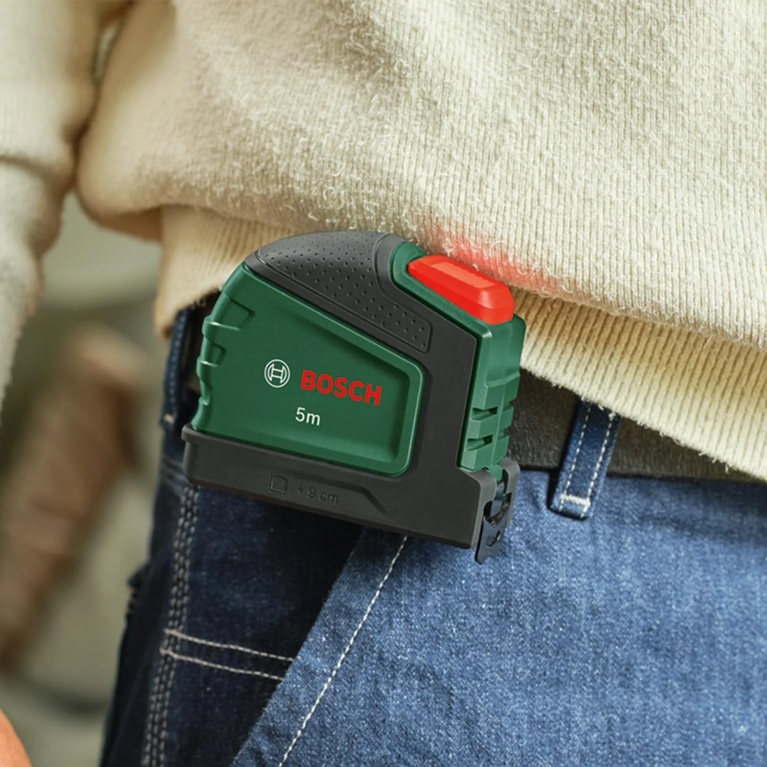 متر نواری 5 متری بوش به همراه مداد علامت گذاری سوراخ عمیق متر نواری 5 متری بوش به همراه مداد علامت گذاری سوراخ عمیق