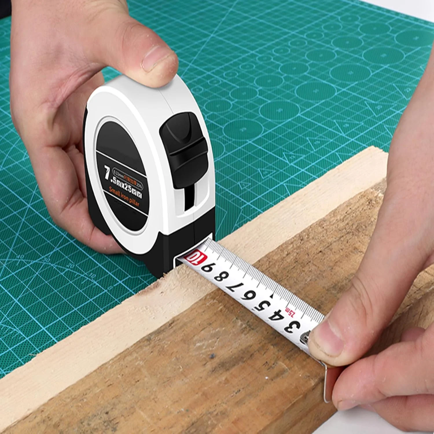 متر نواری با روکش مات، متر 7.5 متری استیل ضد زنگ با پوشش نایلونی، متر نواری خود قفل شونده جمع شونده با روکش محافظ لاستیکی متر نواری با روکش مات، متر 7.5 متری استیل ضد زنگ با پوشش نایلونی، متر نواری خود قفل شونده جمع شونده با روکش محافظ لاستیکی