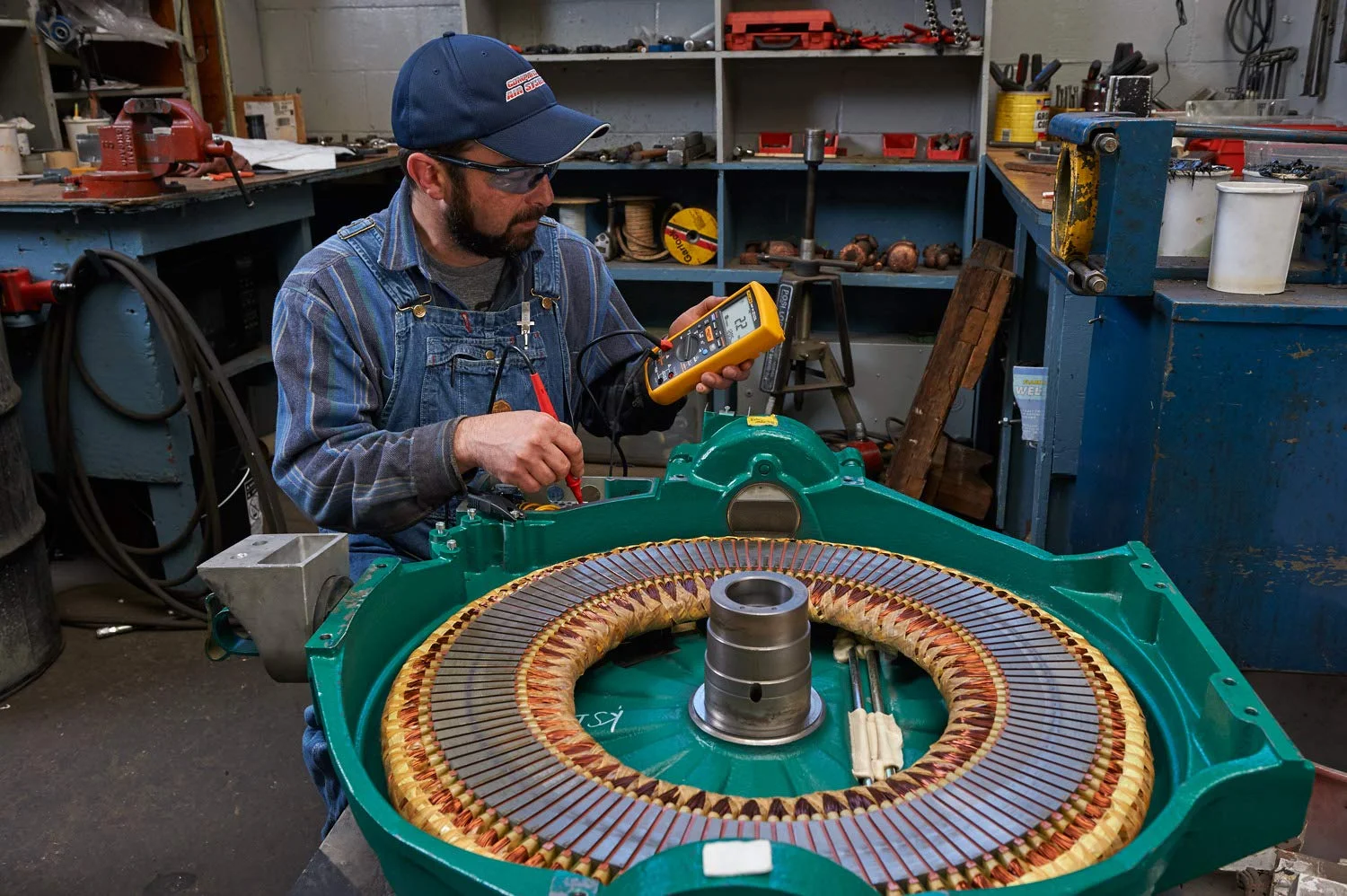 مولتی متر عایق دو در یک FLUKE 1587 FC مولتی متر عایق دو در یک FLUKE 1587 FC